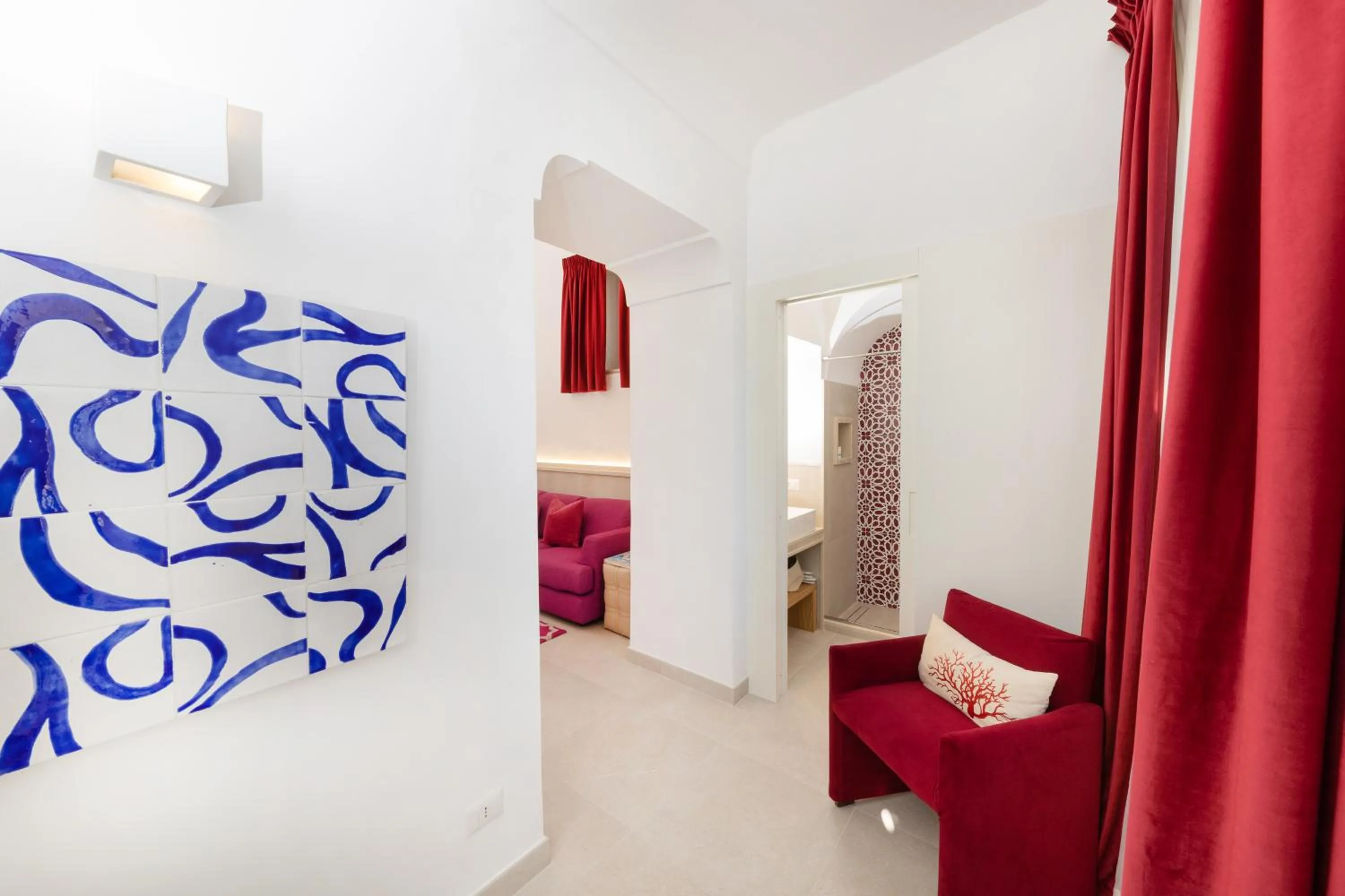 Photo of the whole room, Bed in Suite Belvedere Capri Exclusive Rooms