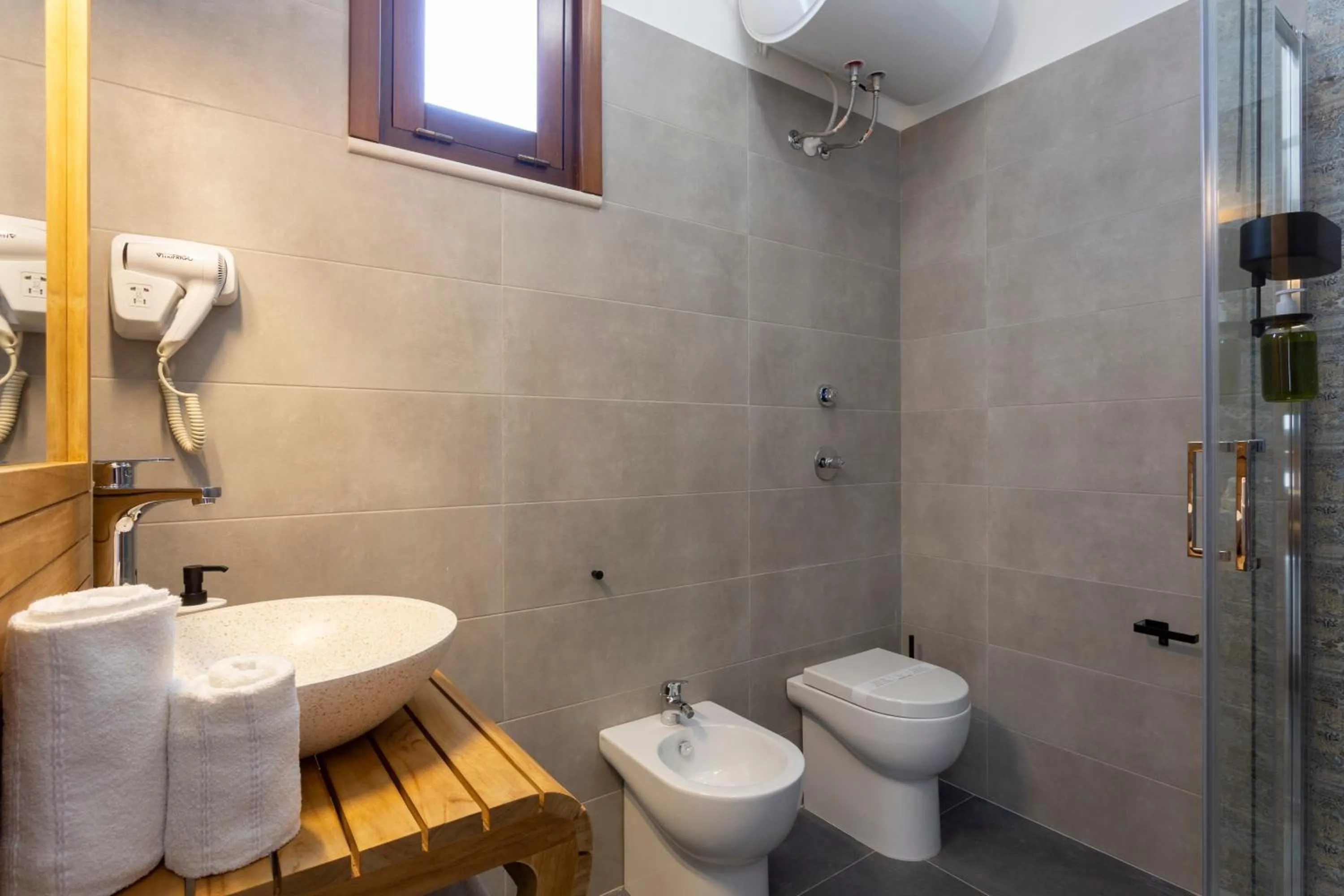 Shower in Poseidon Residence