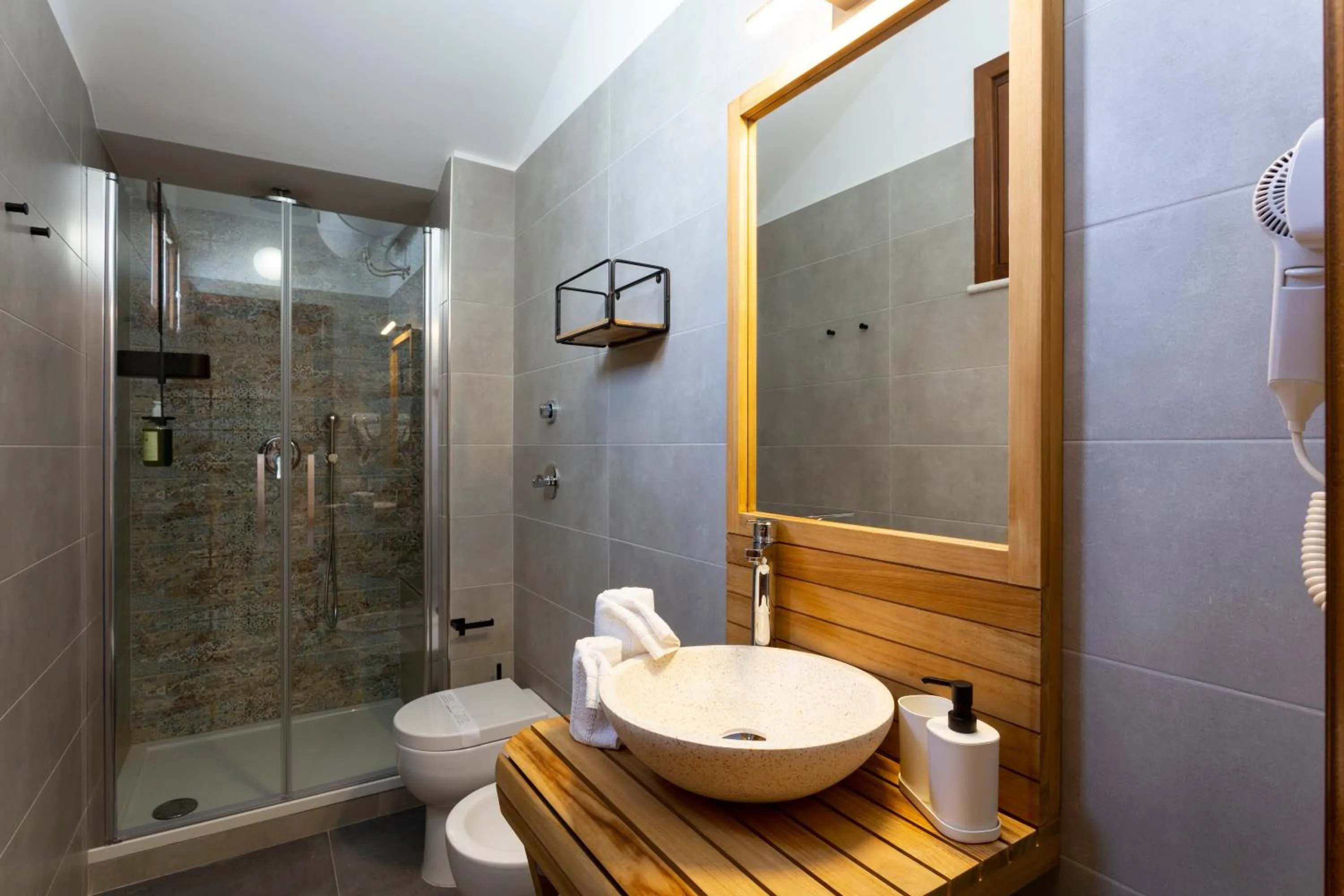 Shower in Poseidon Residence