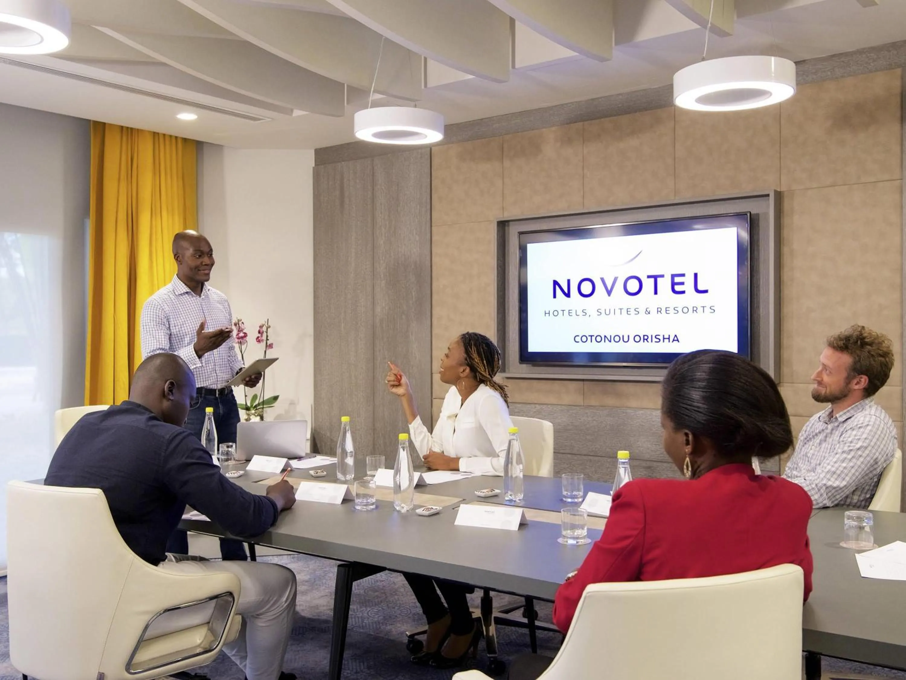 Meeting/conference room in Novotel Cotonou Orisha