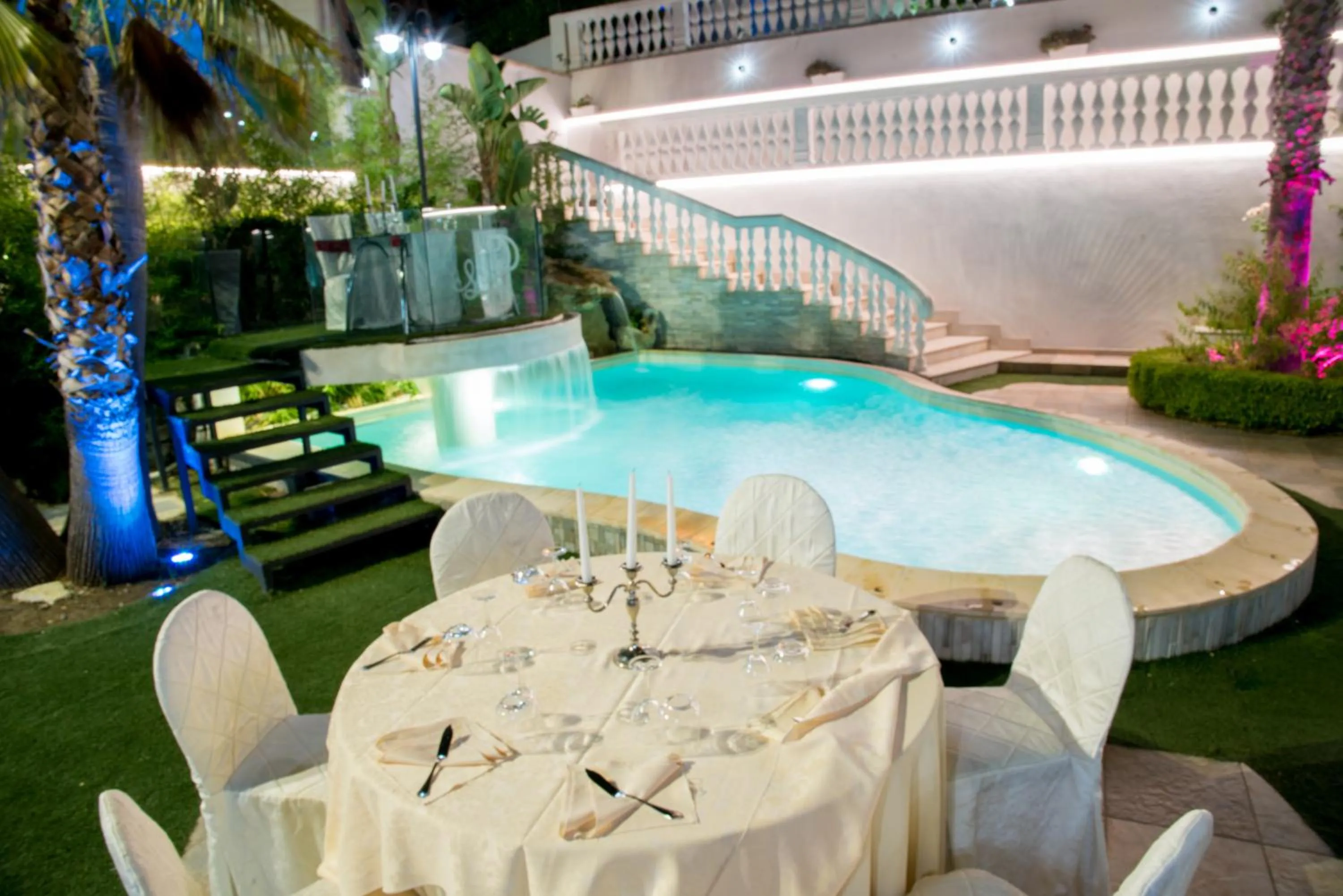 Banquet/Function facilities in Leon D'Oro