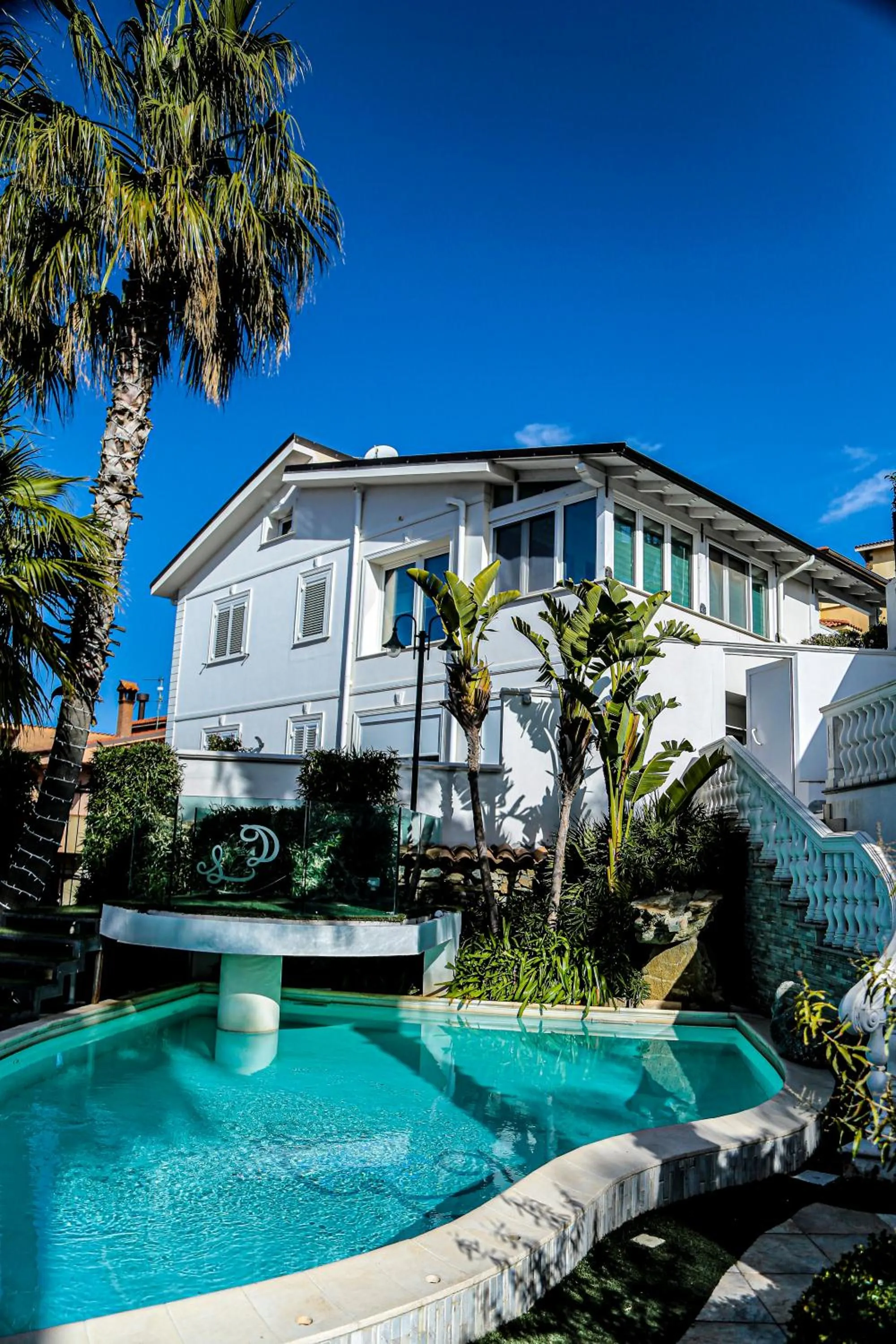 Swimming pool in Leon D'Oro