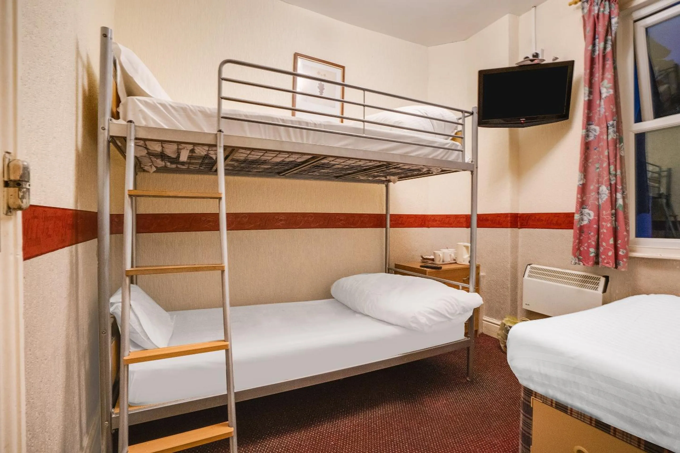 Bedroom in Chesterton Hotel, Blackpool South Shore