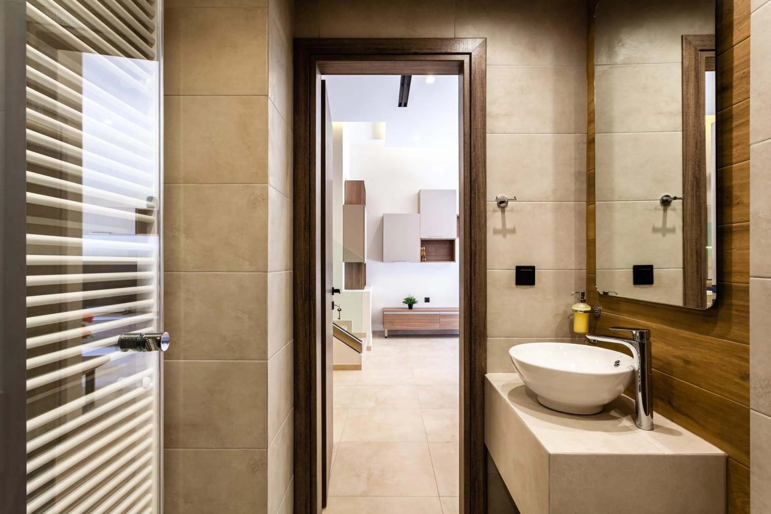 Shower in Kalamata Cosy Haven Hidden Gem In the City Center