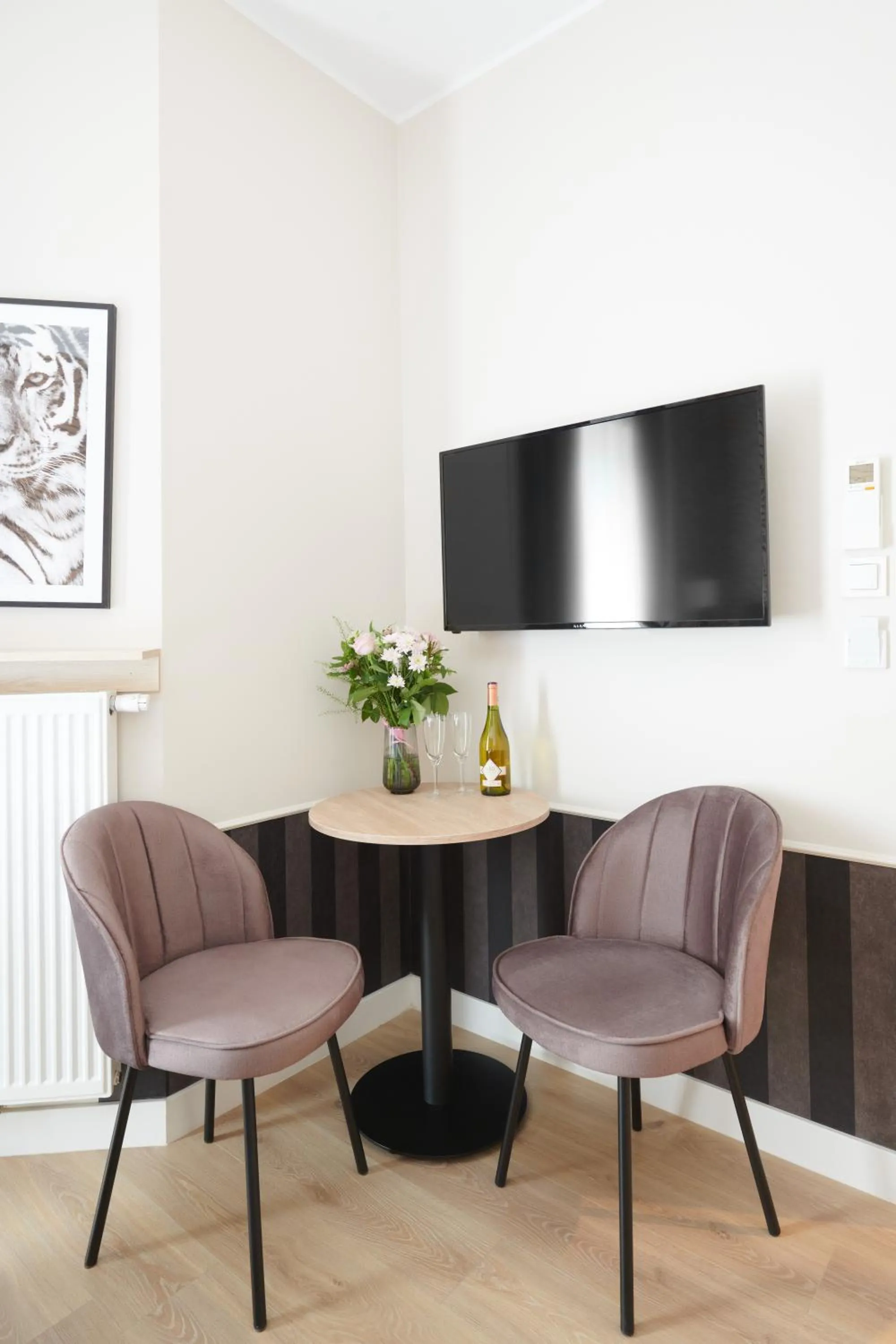 Seating area in AR Apartamenty