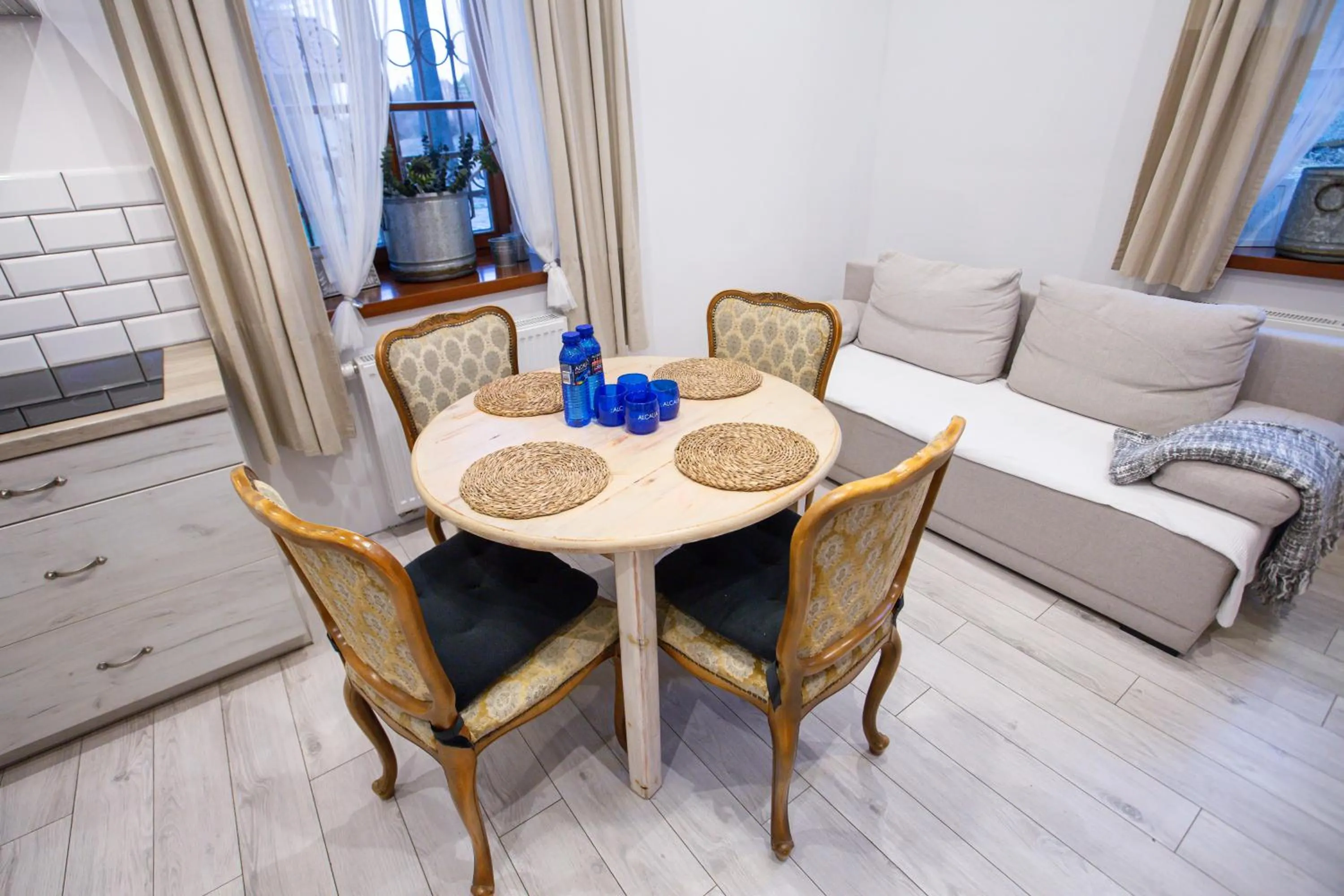 Apartamenty Stacja Kasina