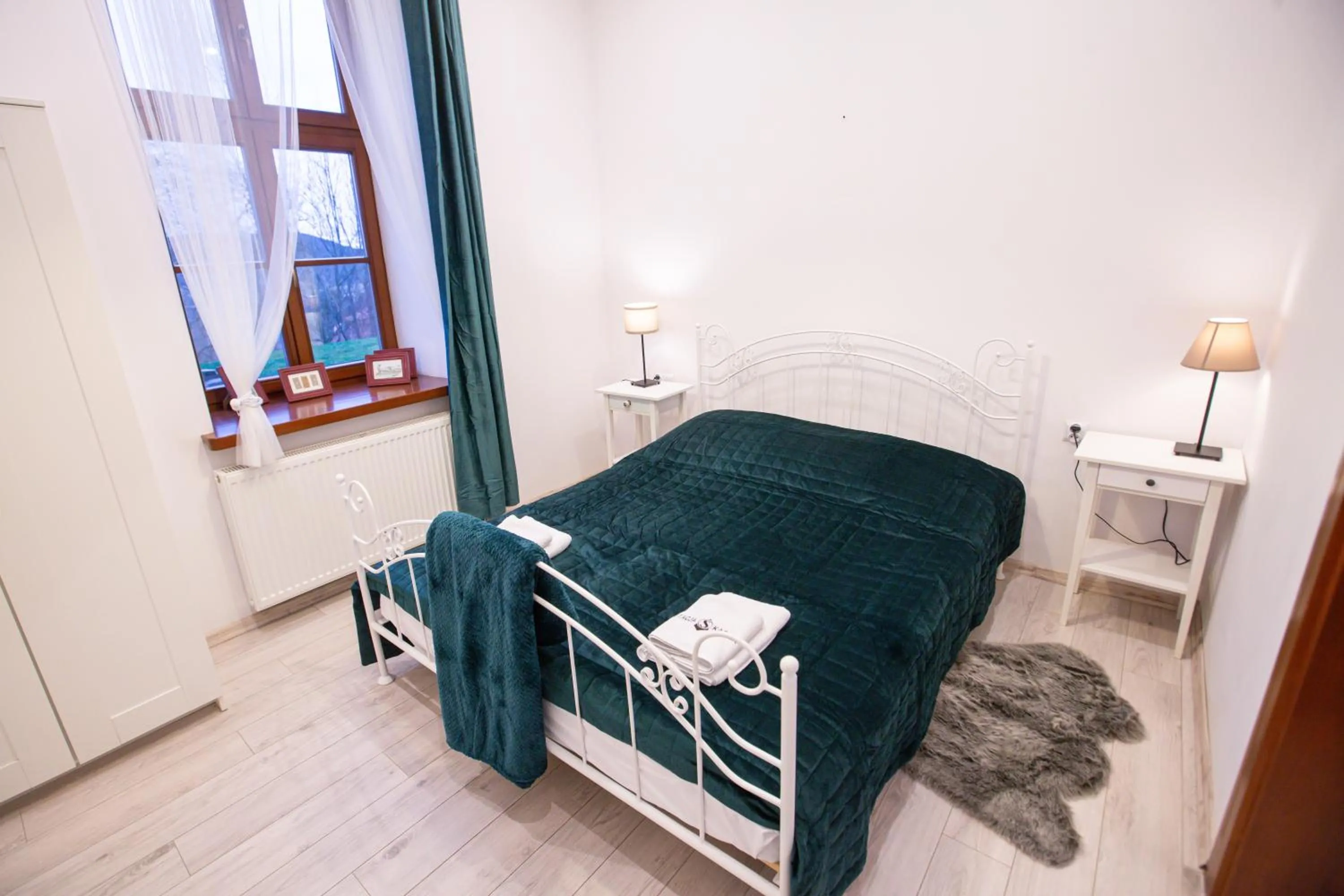 Bed in Apartamenty Stacja Kasina