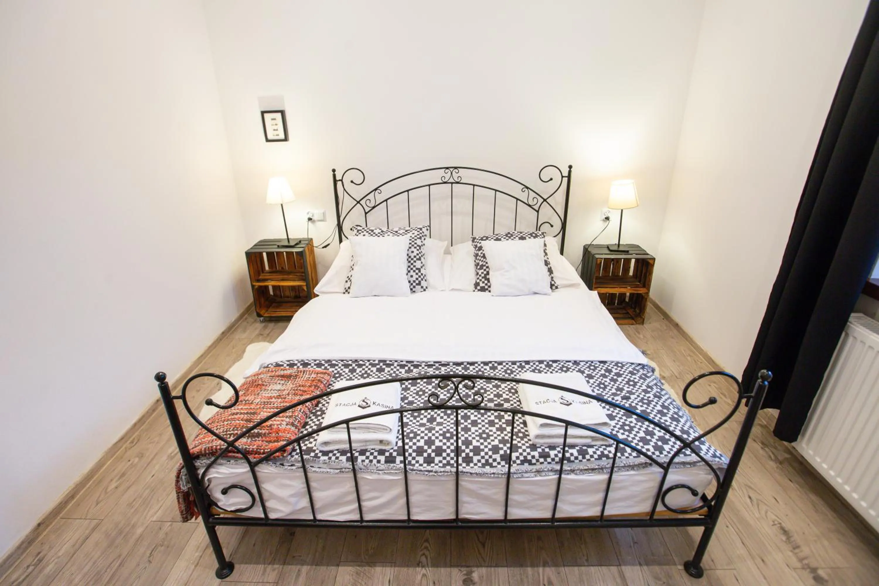 Bed in Apartamenty Stacja Kasina