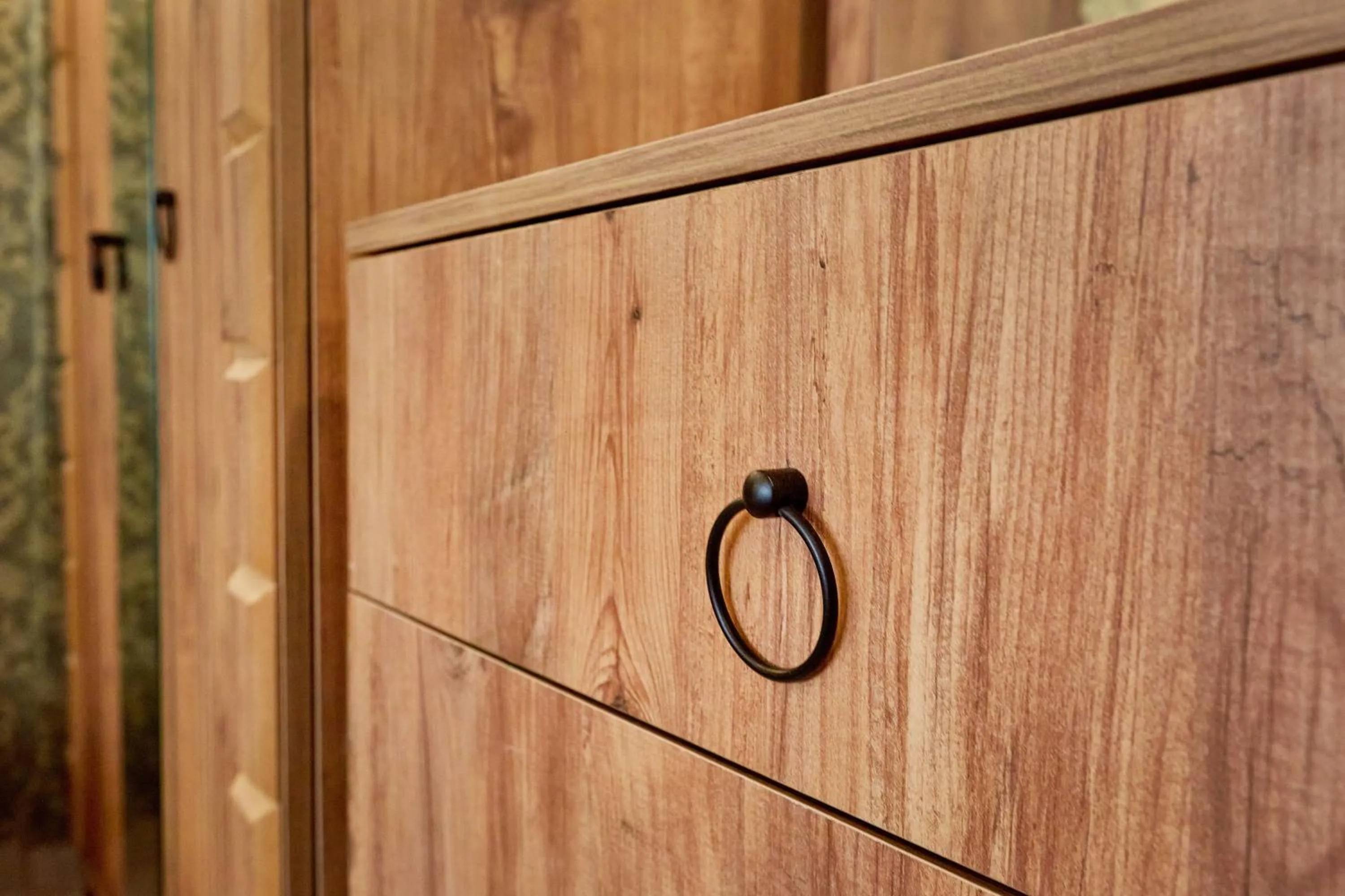 wardrobe in Ardey Hotel