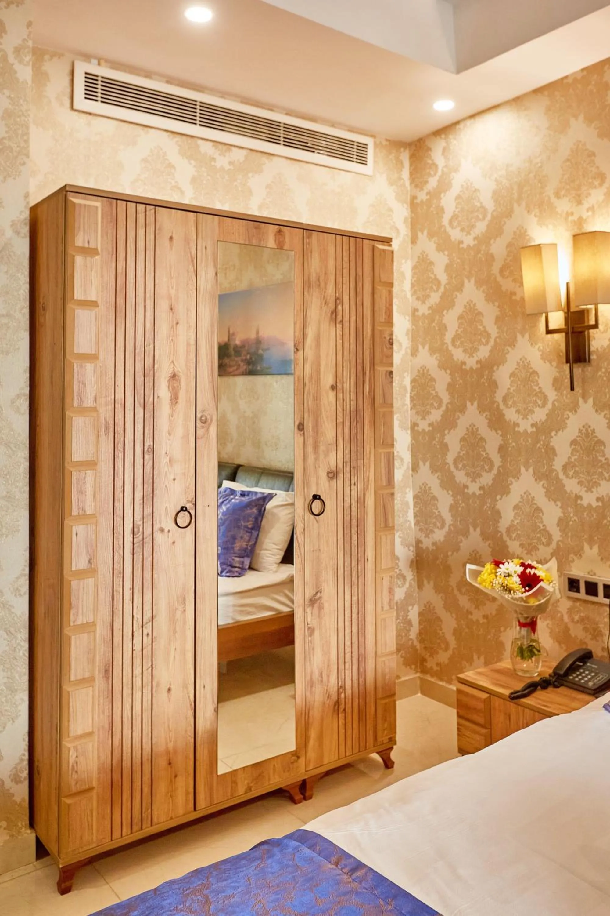 Photo of the whole room, Bed in Ardey Hotel