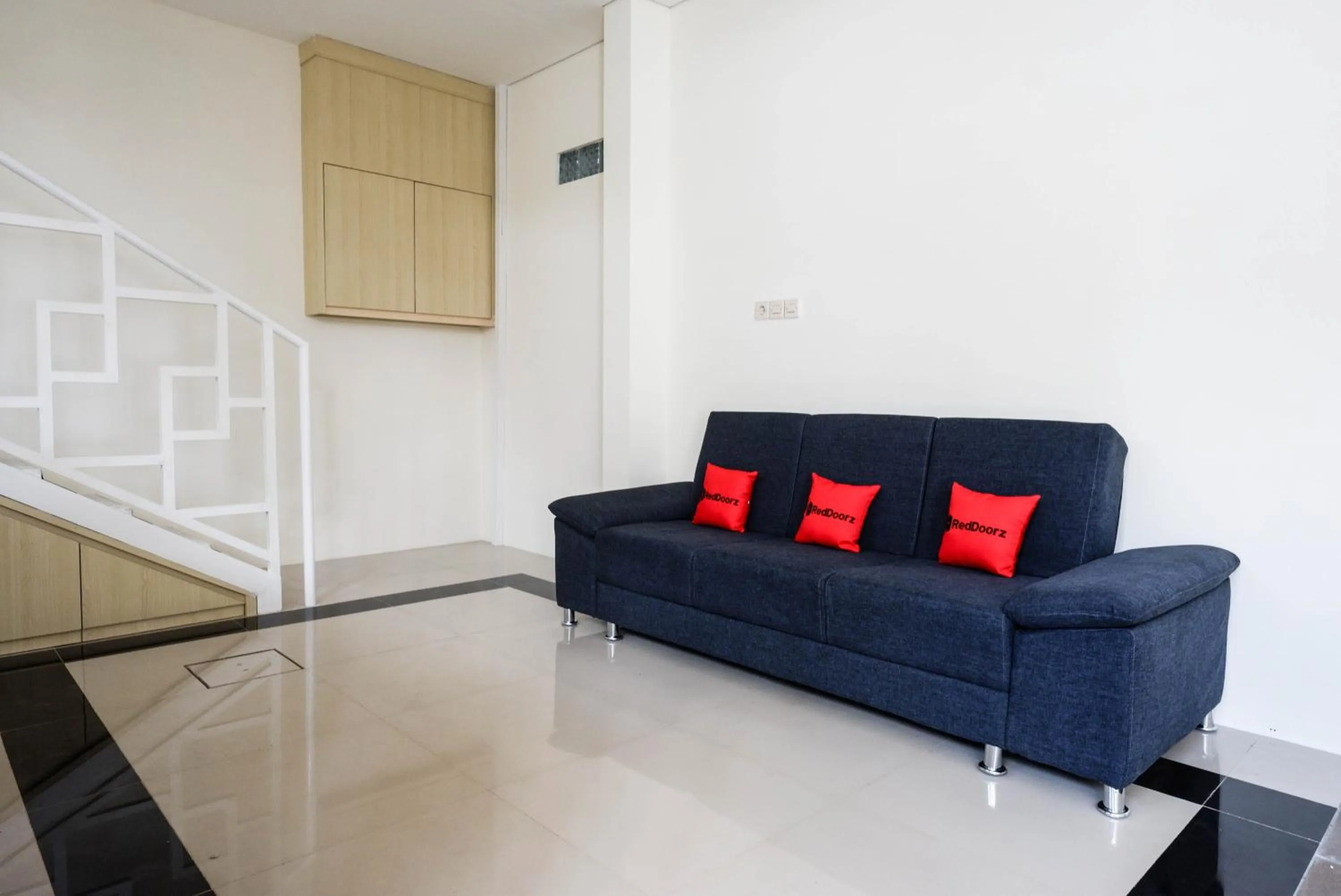 Living room in RedDoorz Plus near Pasar Gede Solo