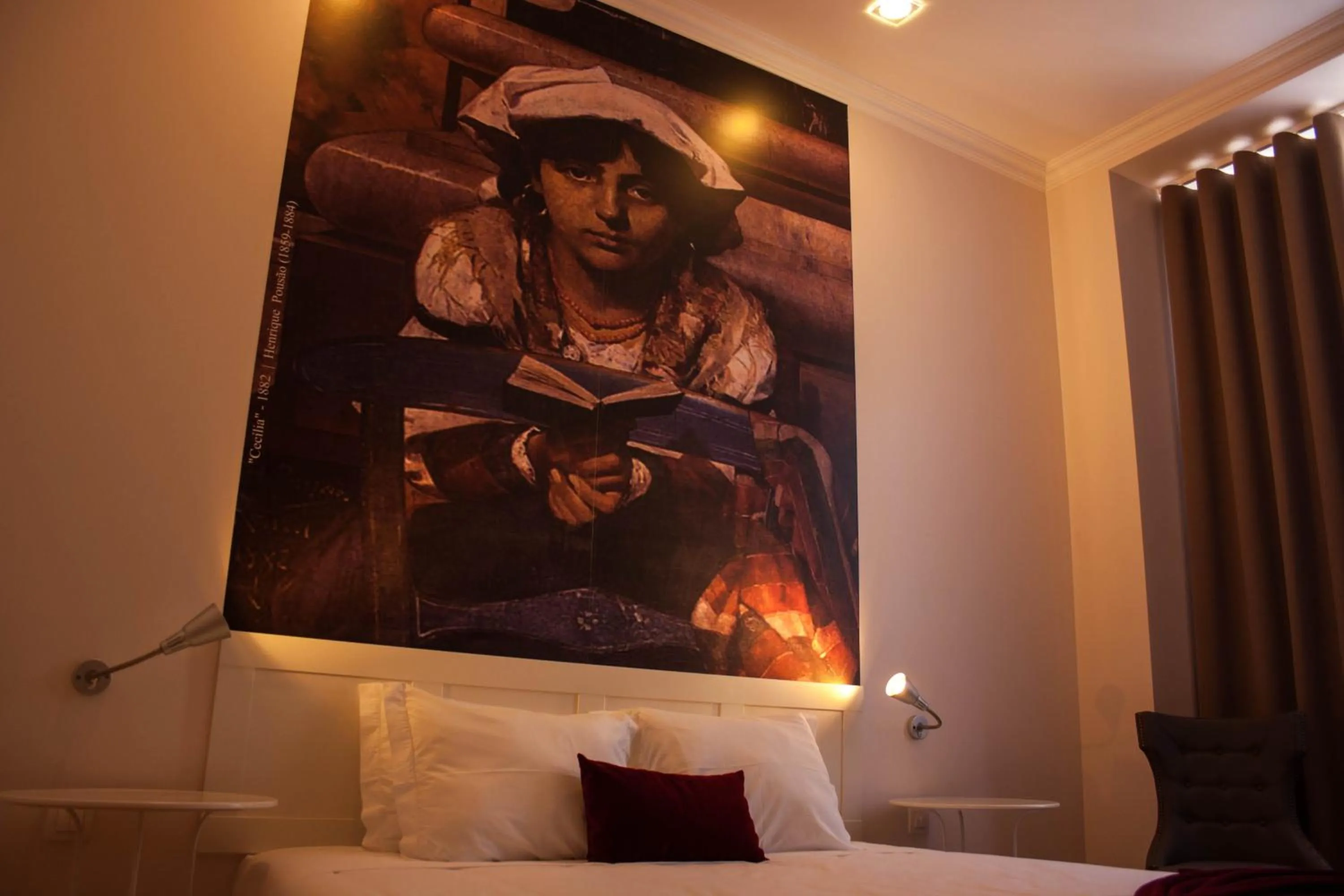 Bed in Lisbon Arsenal Suites