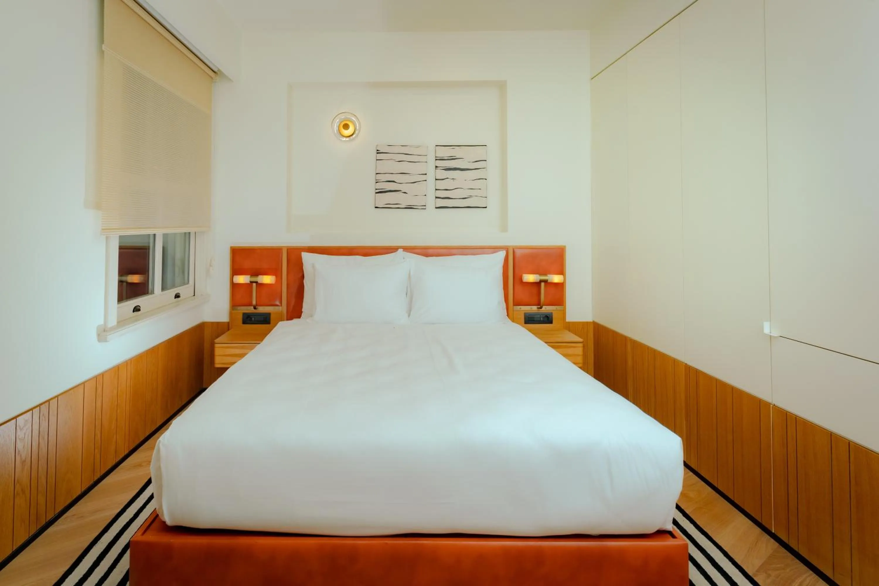 Massage, Bed in The Gift Hotel