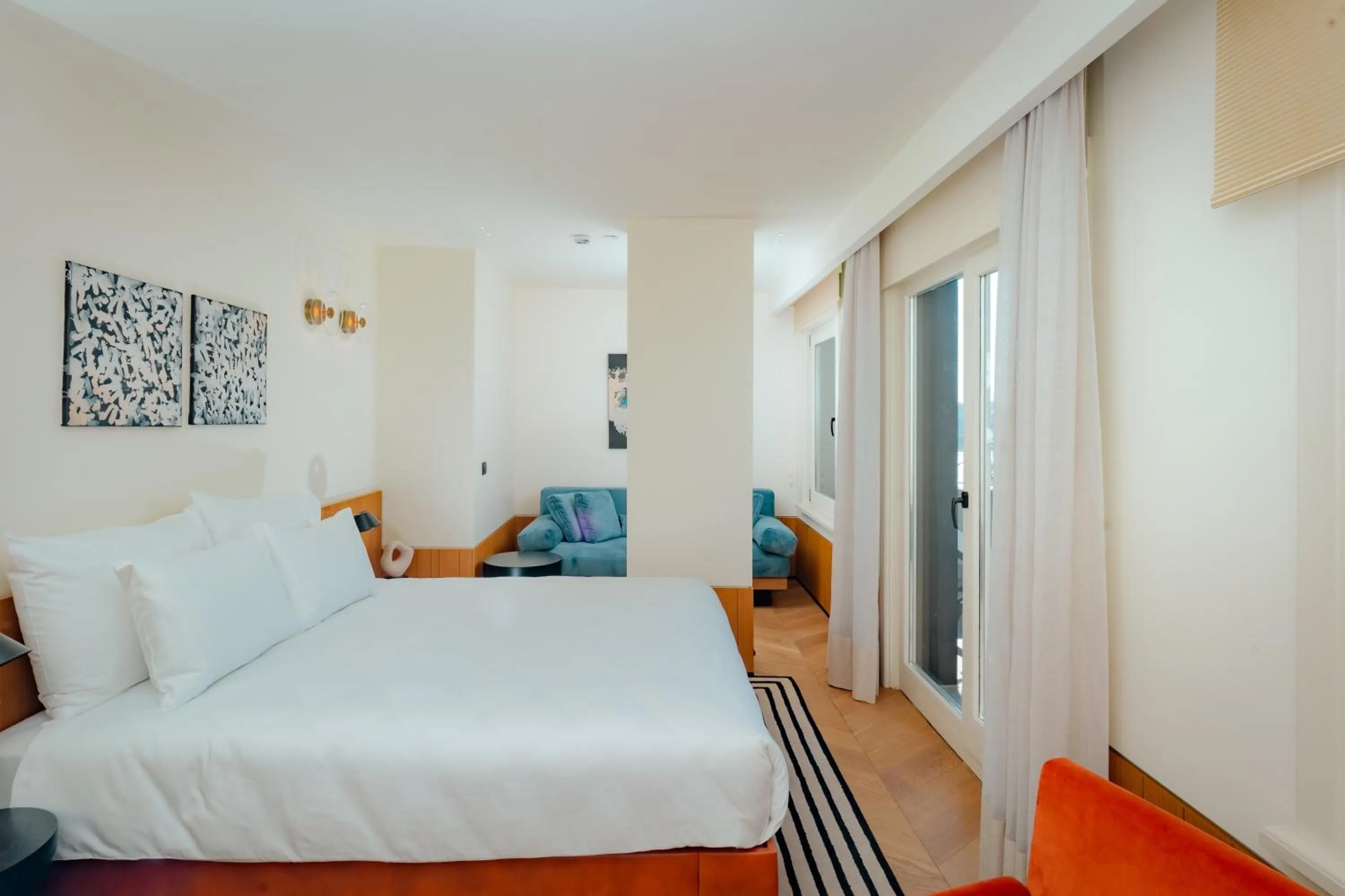 Massage, Bed in The Gift Hotel