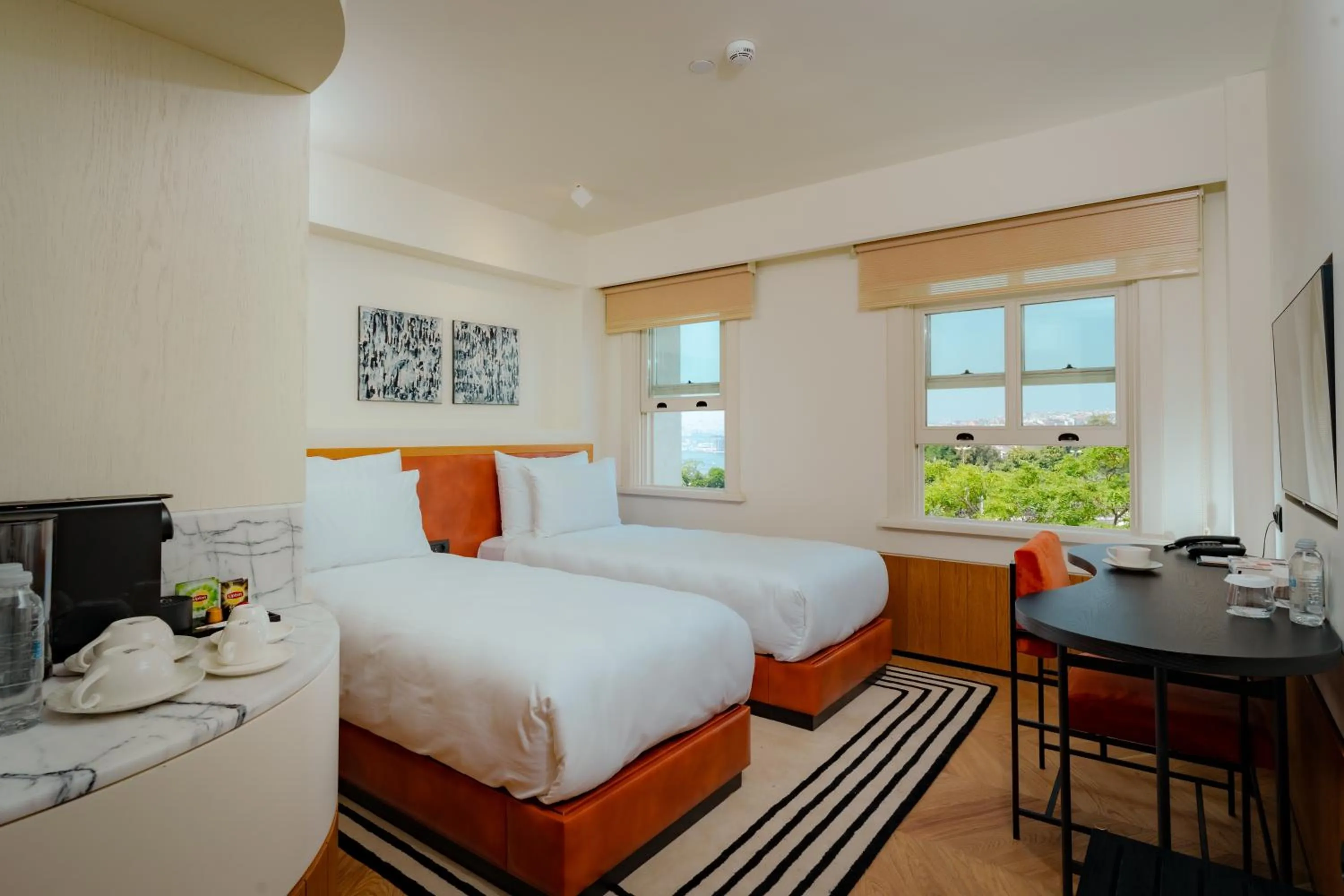 Massage, Bed in The Gift Hotel