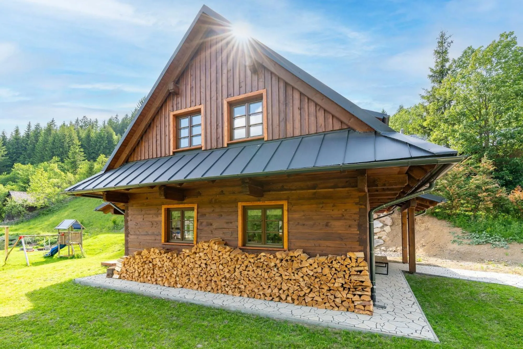 Property building in Dvě chalupy - Velké Karlovice