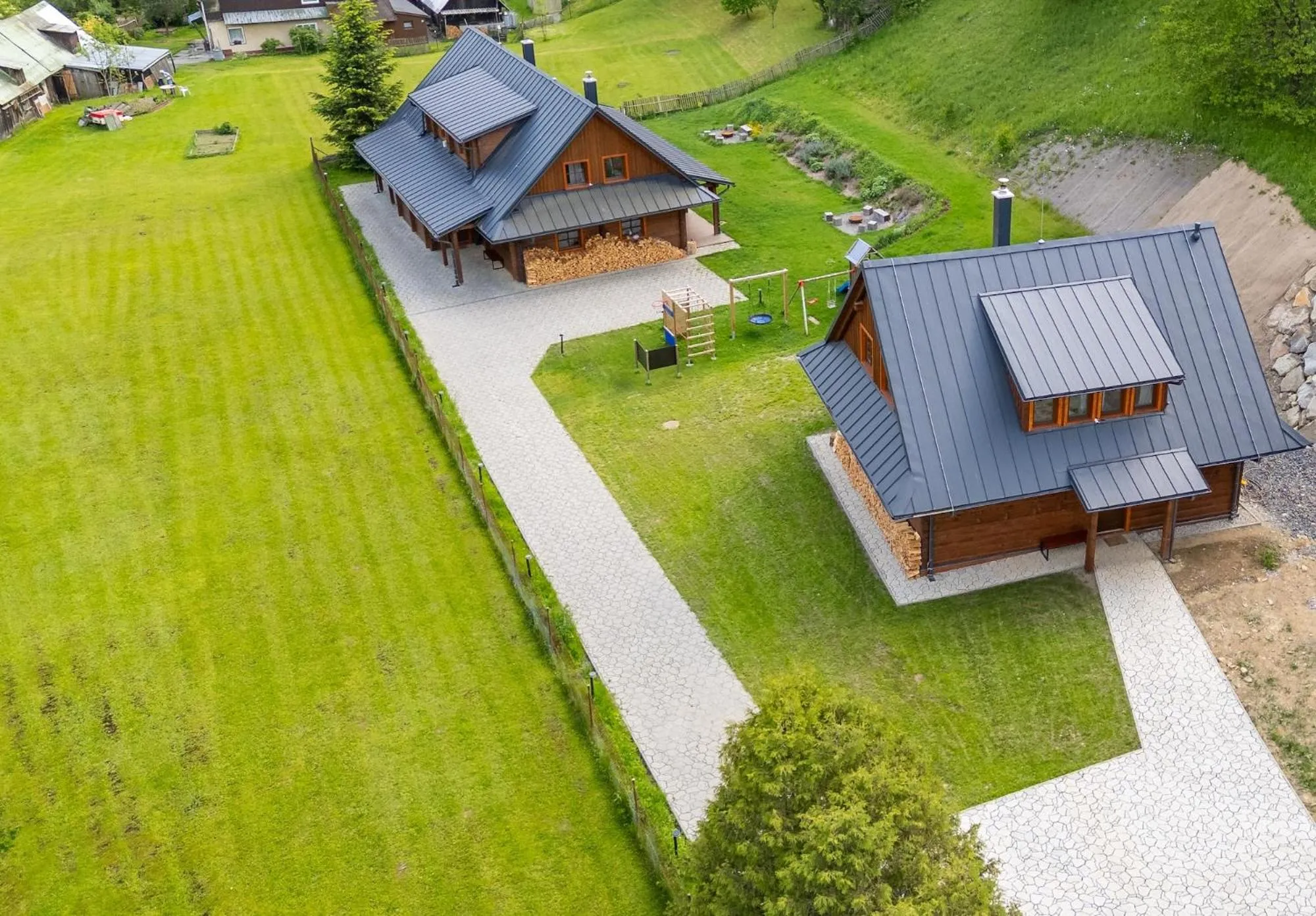 Property building in Dvě chalupy - Velké Karlovice