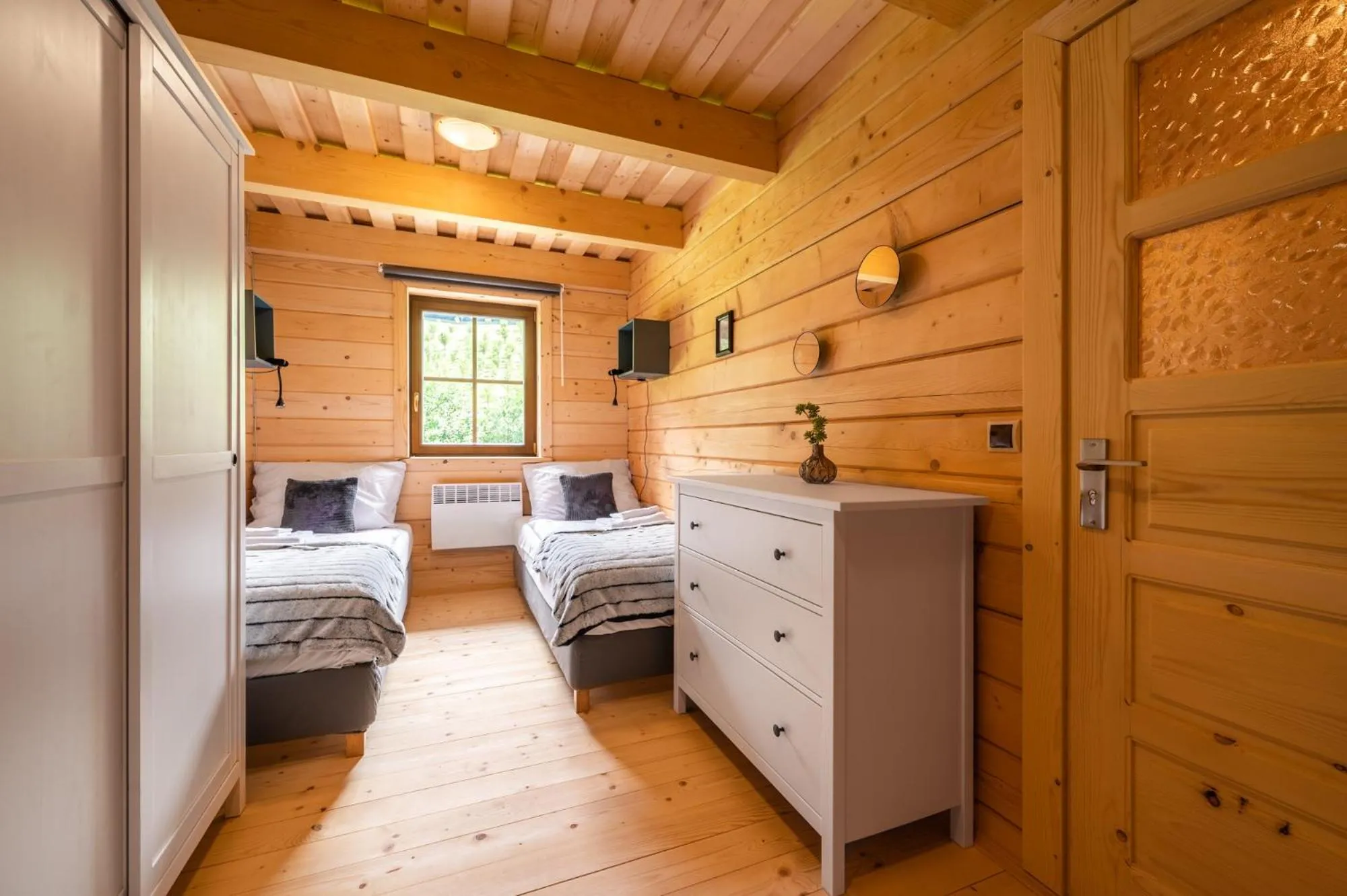 Bedroom, Bed in Dvě chalupy - Velké Karlovice