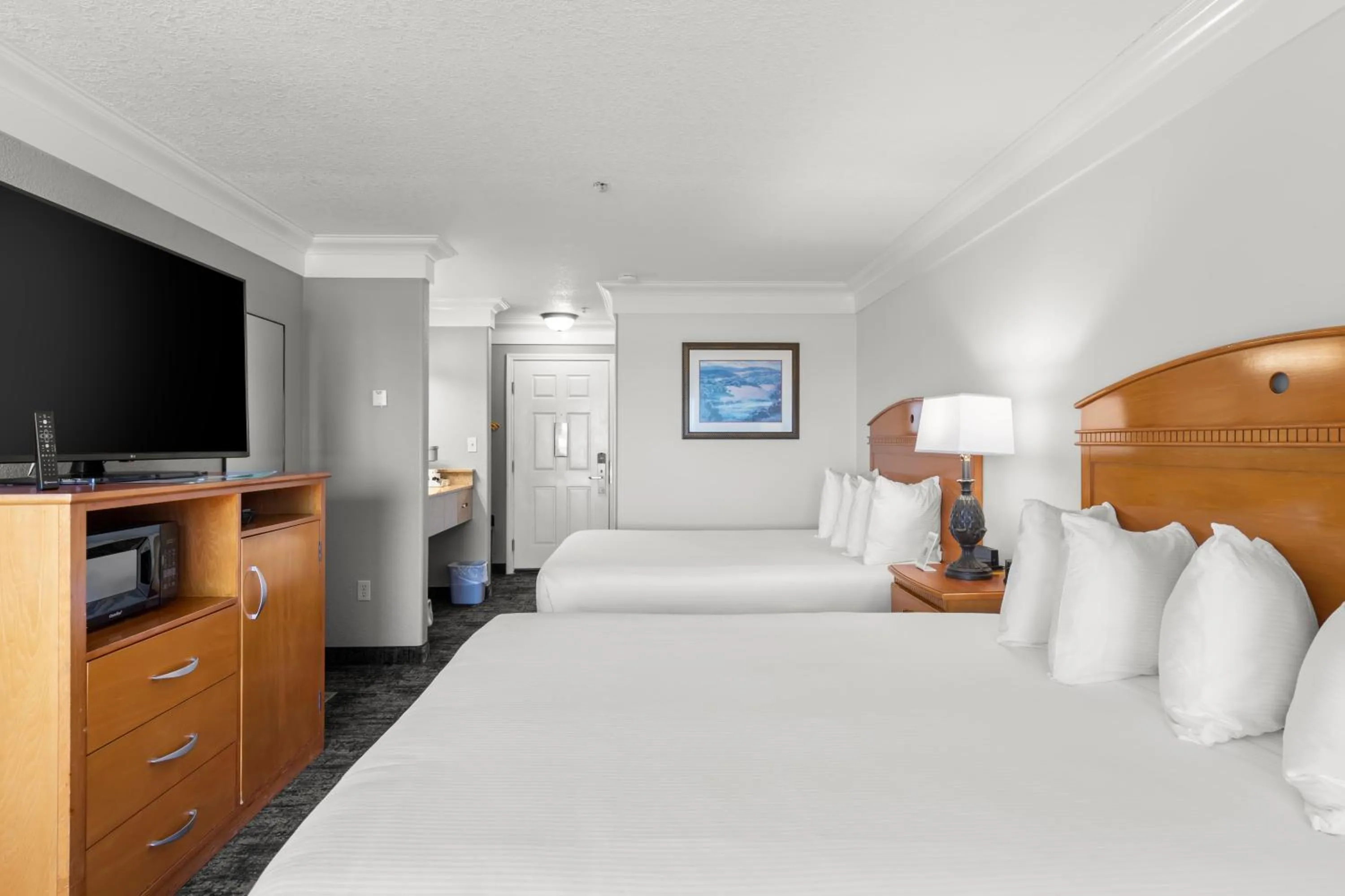 Bed in Beachcomber Motel