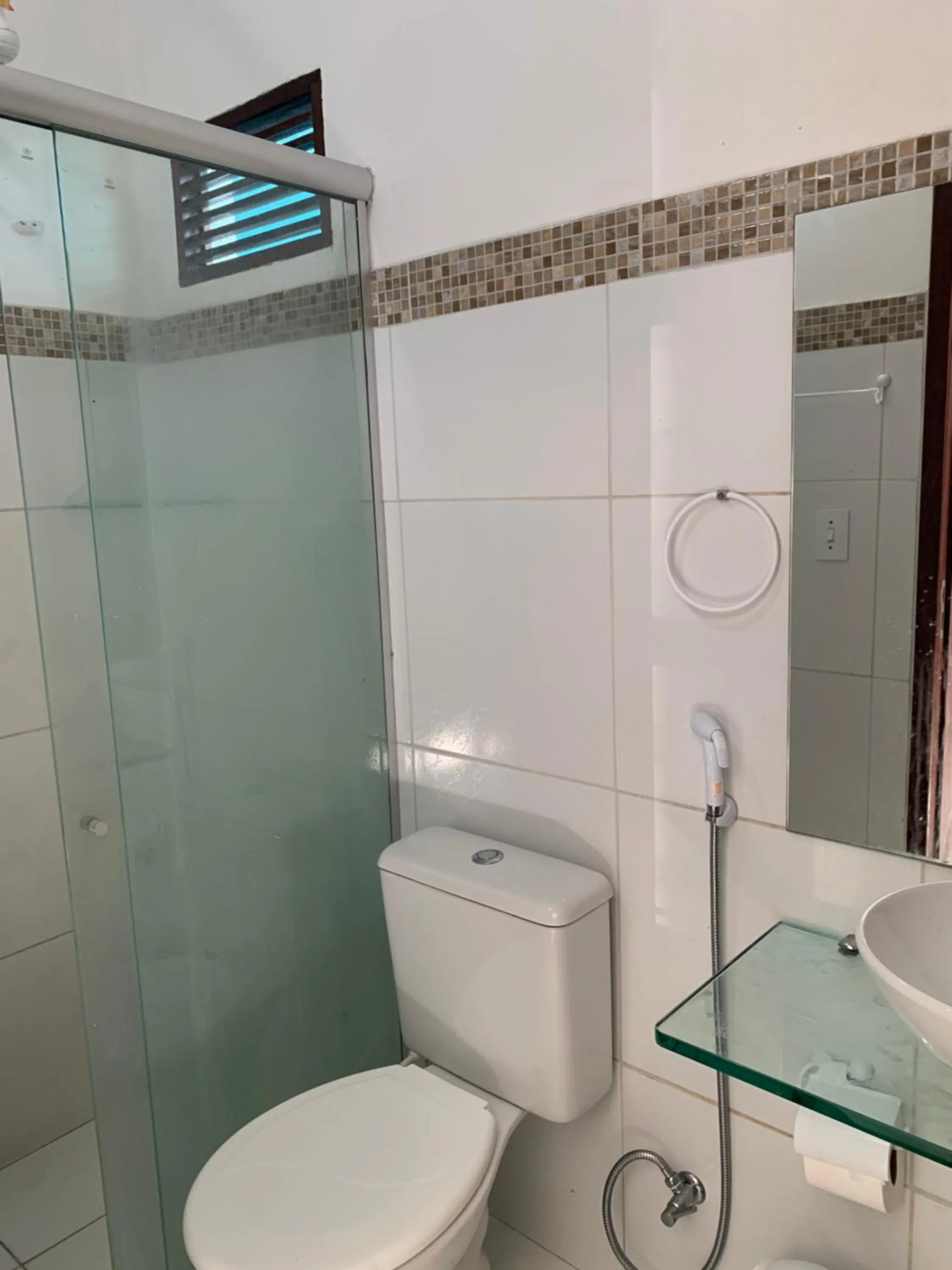 Toilet in Pousada Vovó Haidê