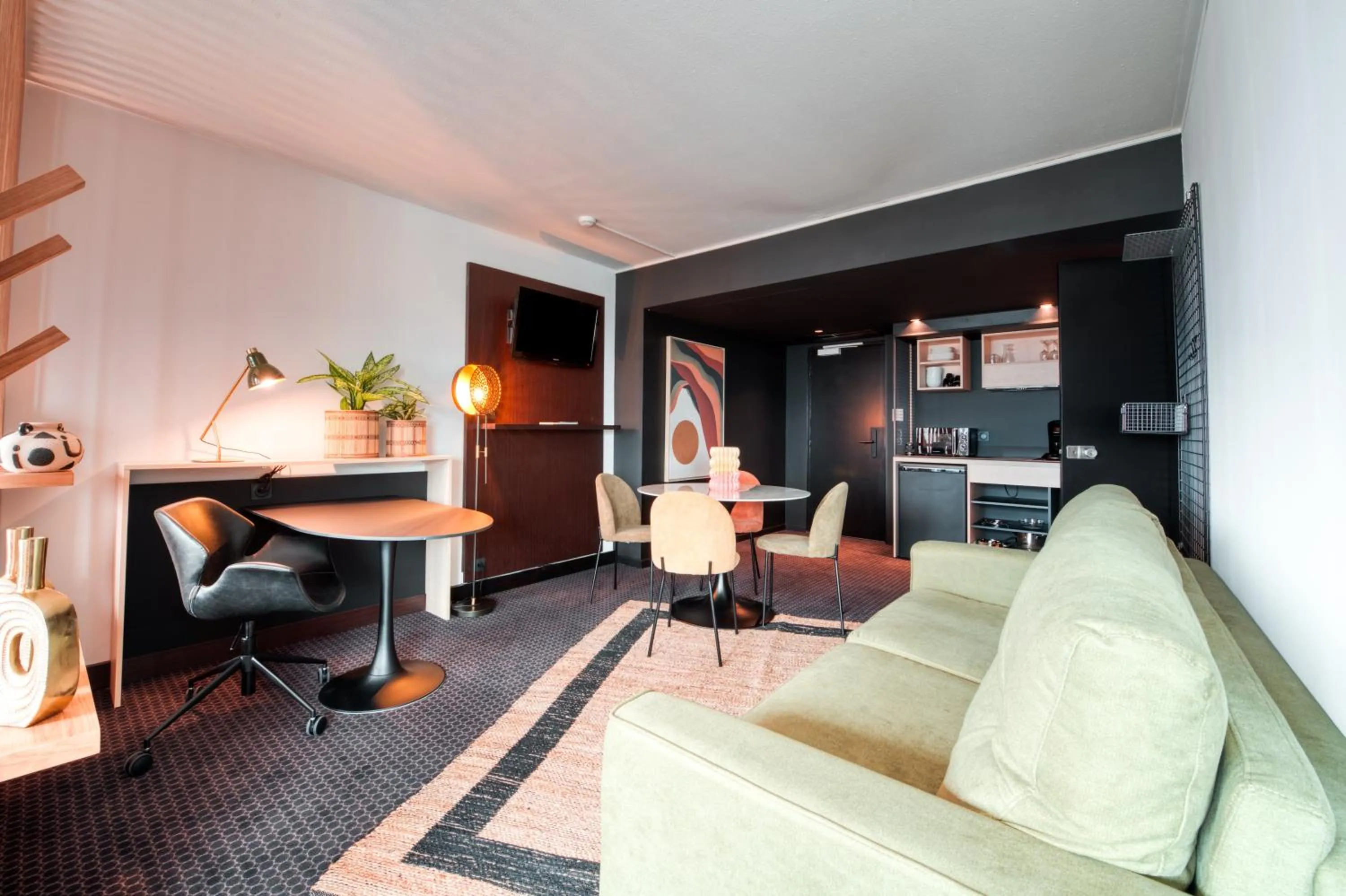 TV and multimedia in COWOOL GRENOBLE