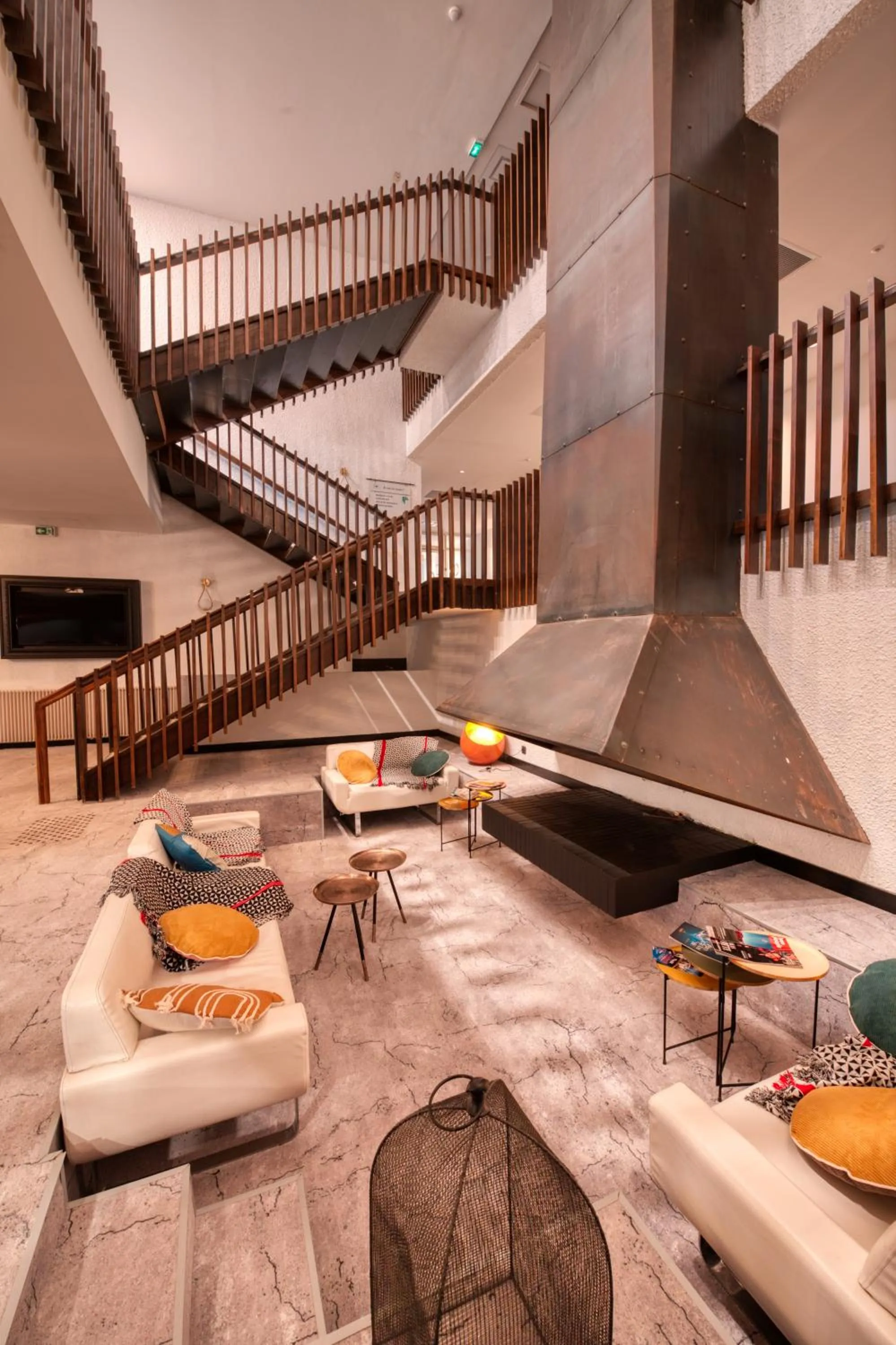 Lobby or reception in COWOOL GRENOBLE