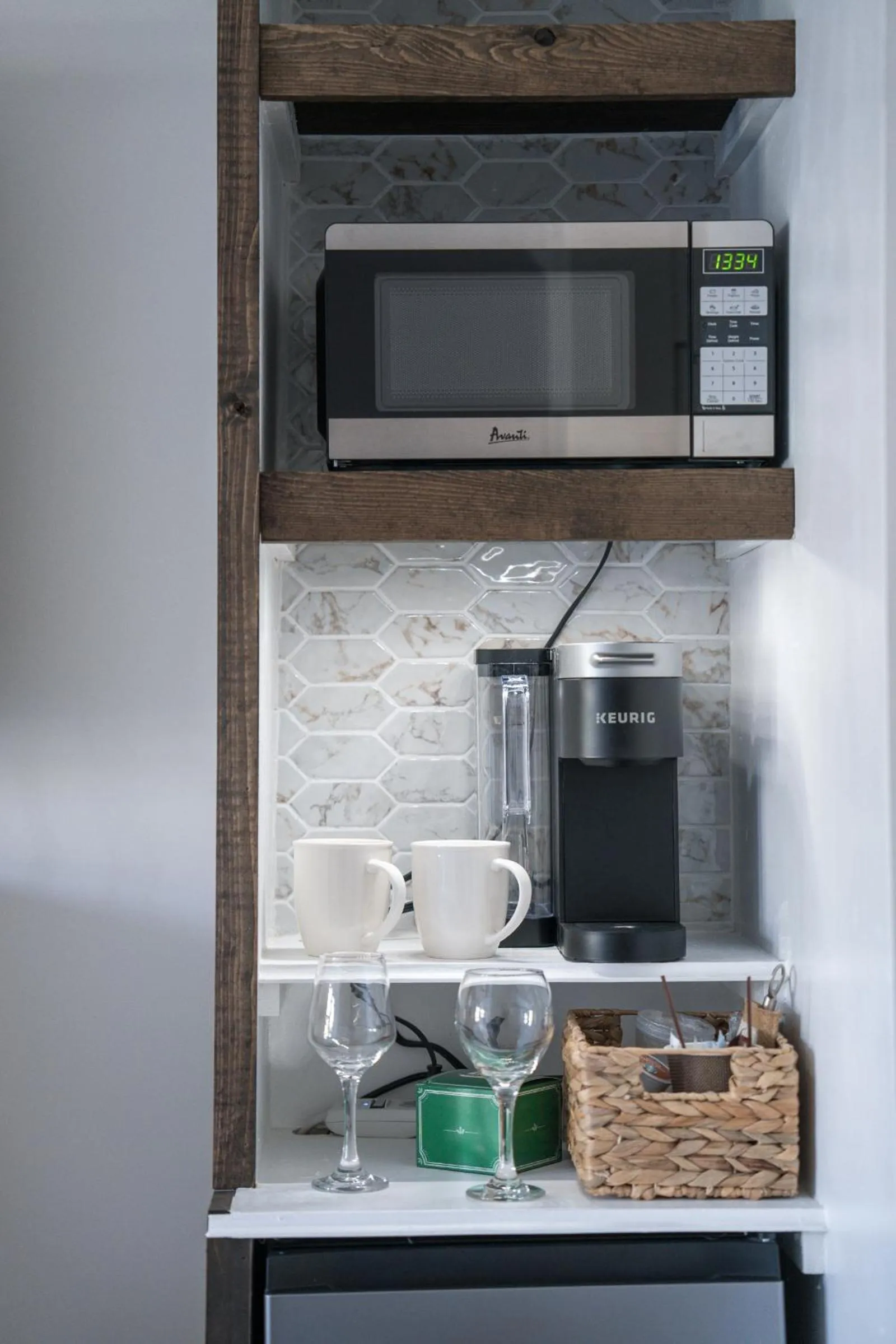 Coffee/tea facilities in The Victorian Inn Blowing Rock