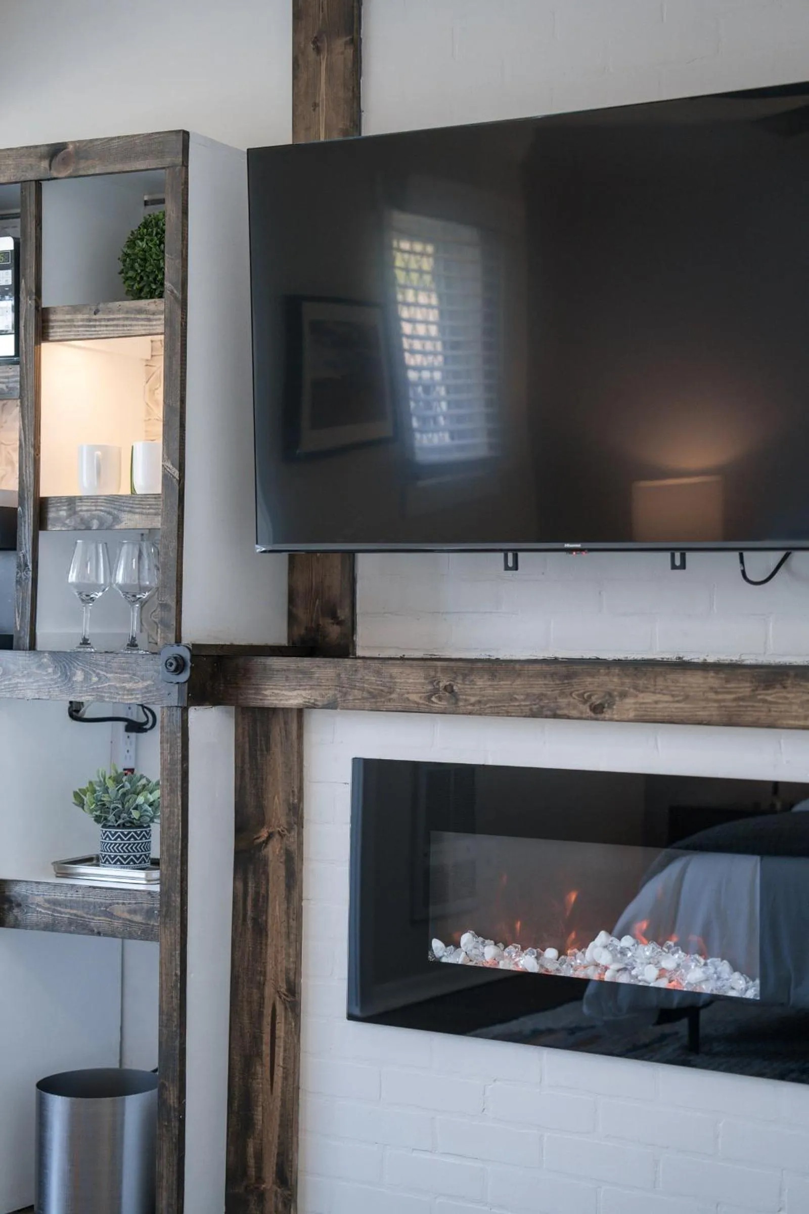 TV and multimedia in The Victorian Inn Blowing Rock