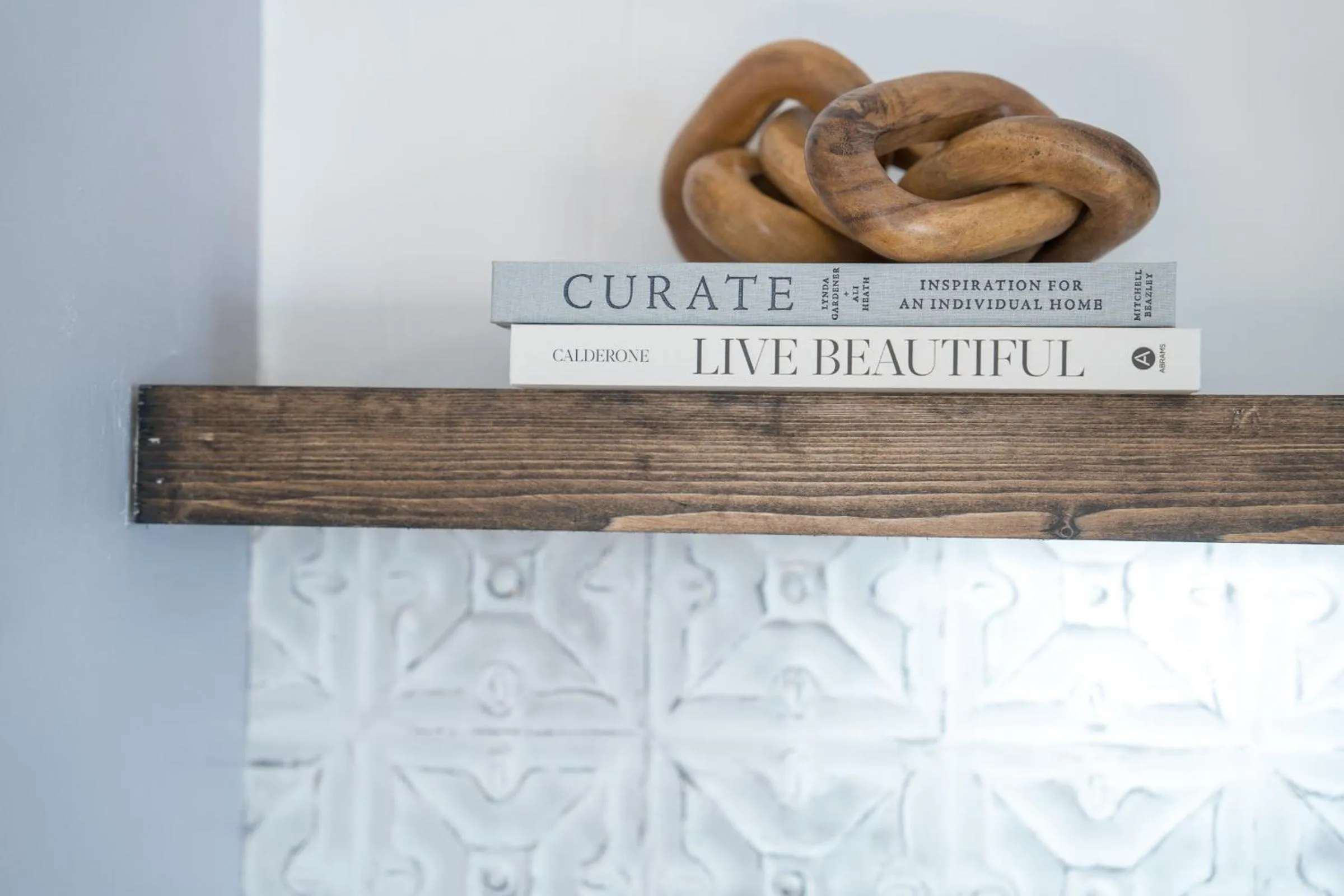 Decorative detail in The Victorian Inn Blowing Rock