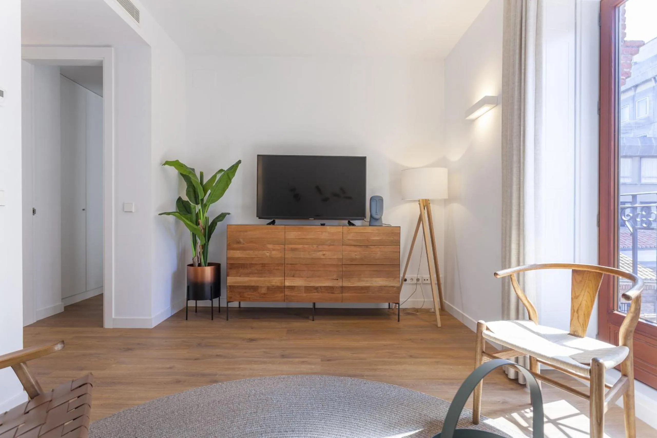 Communal lounge/ TV room in Bellas Artes en Madrid