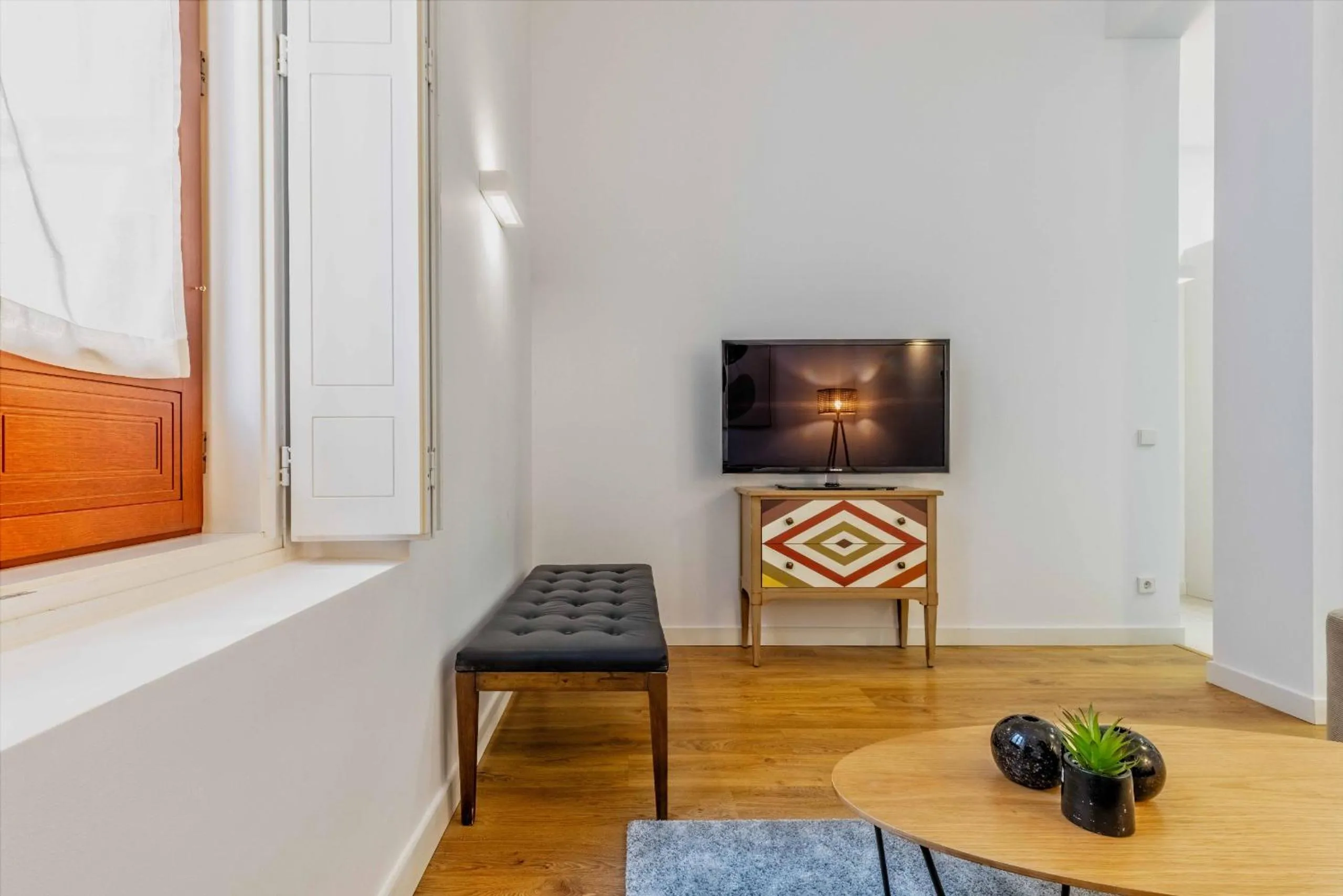 Communal lounge/ TV room in Bellas Artes en Madrid
