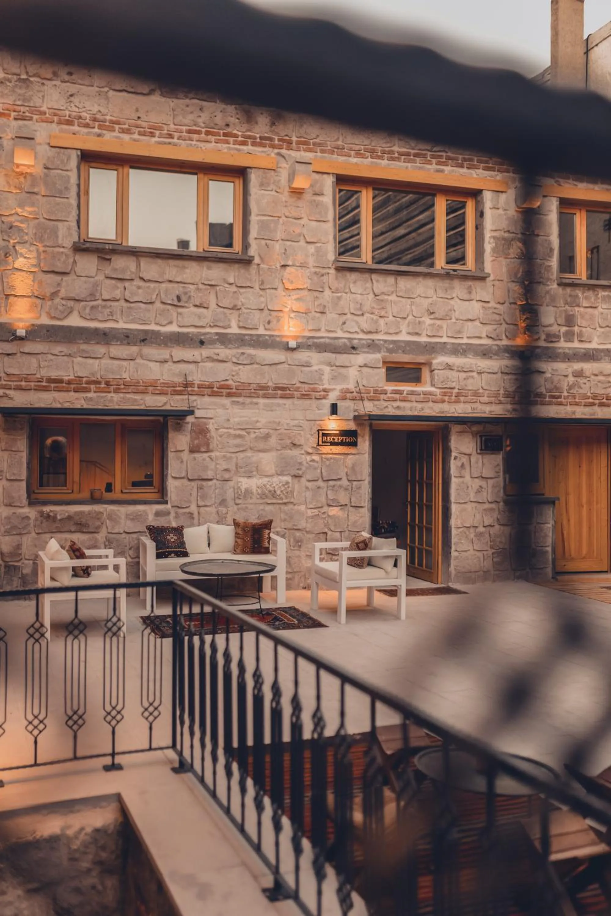 Property building in Pinhan Cave Suites