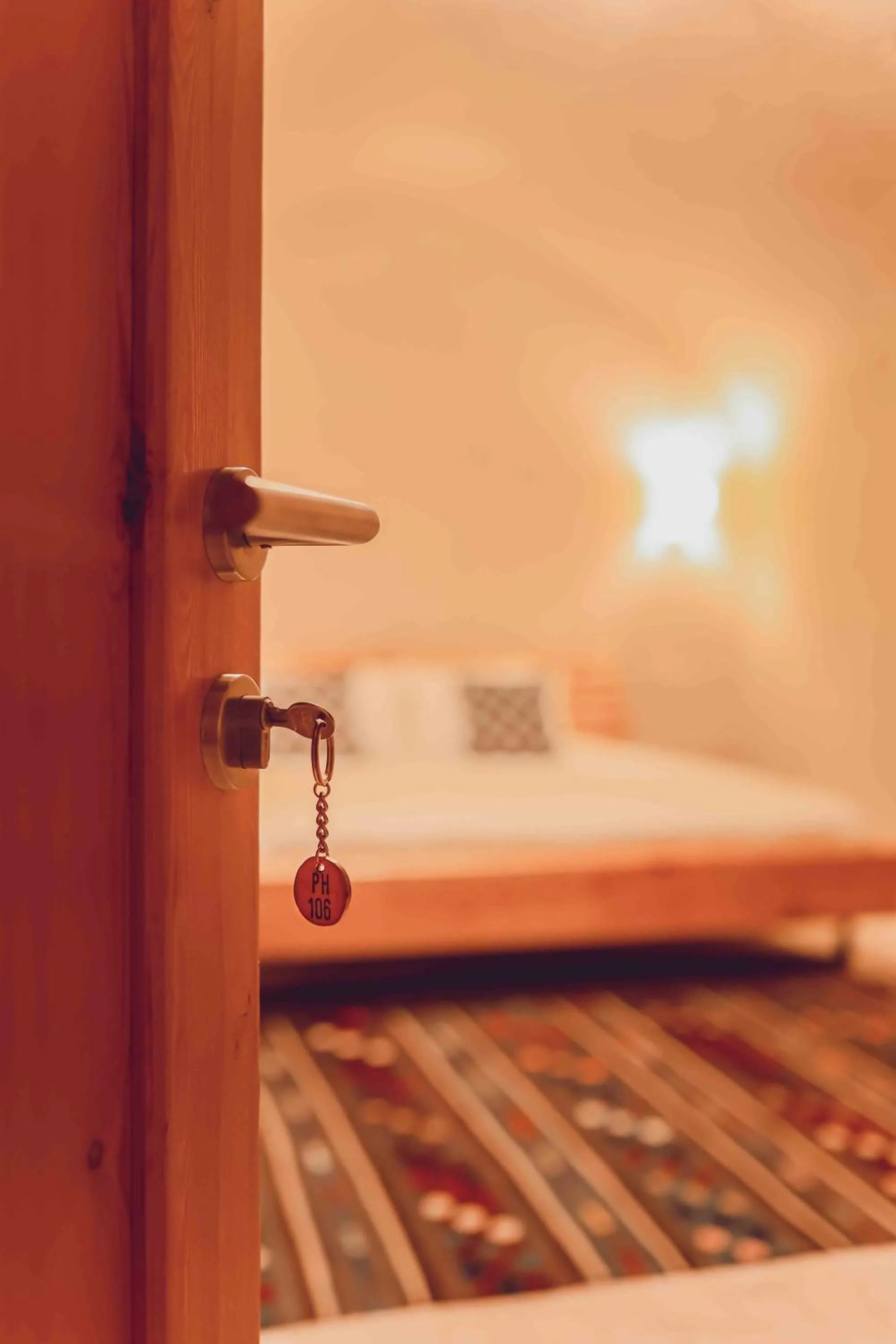 Bed in Pinhan Cave Suites