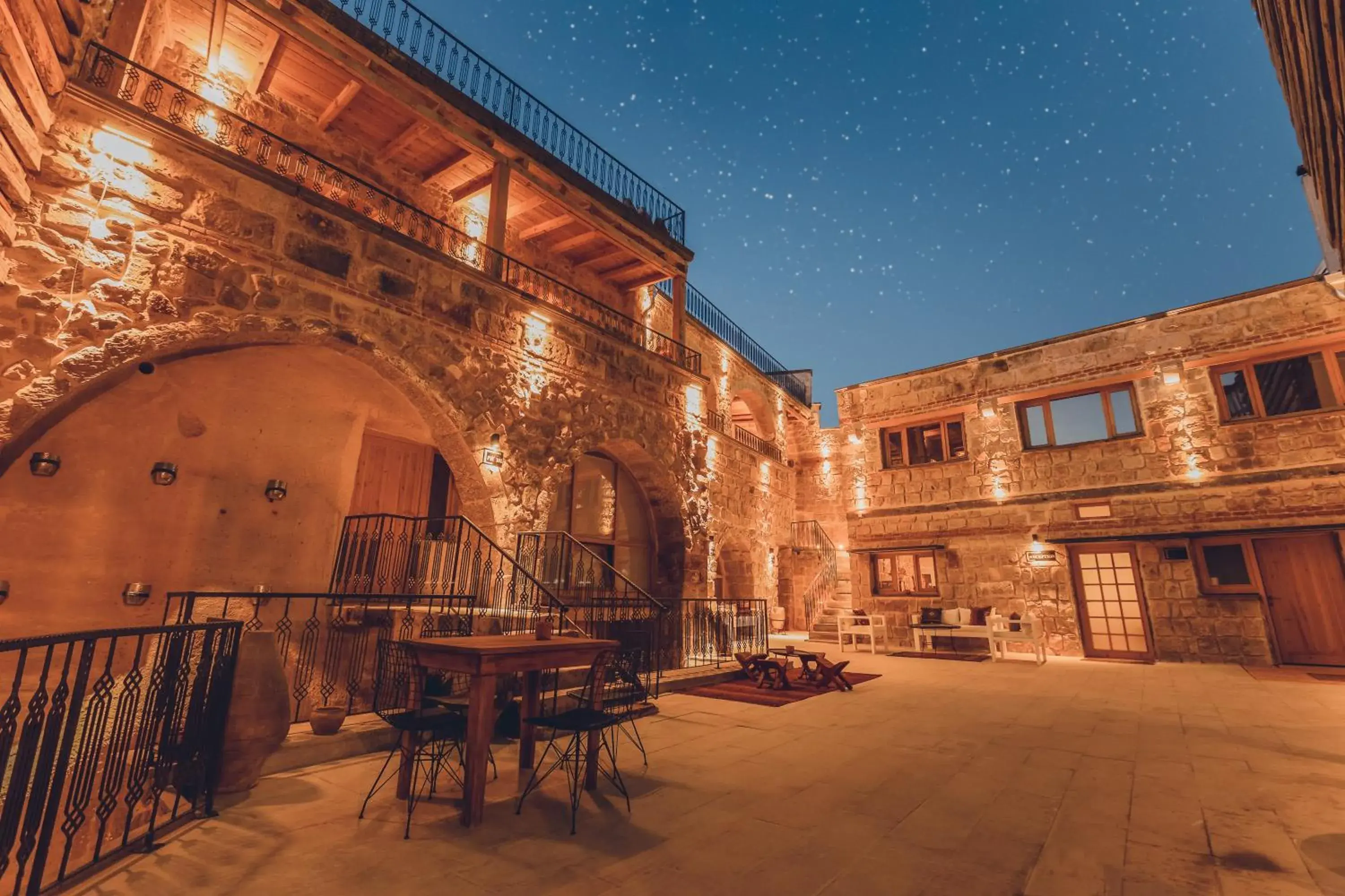 Property building in Pinhan Cave Suites Property building in Pinhan Cave Suites