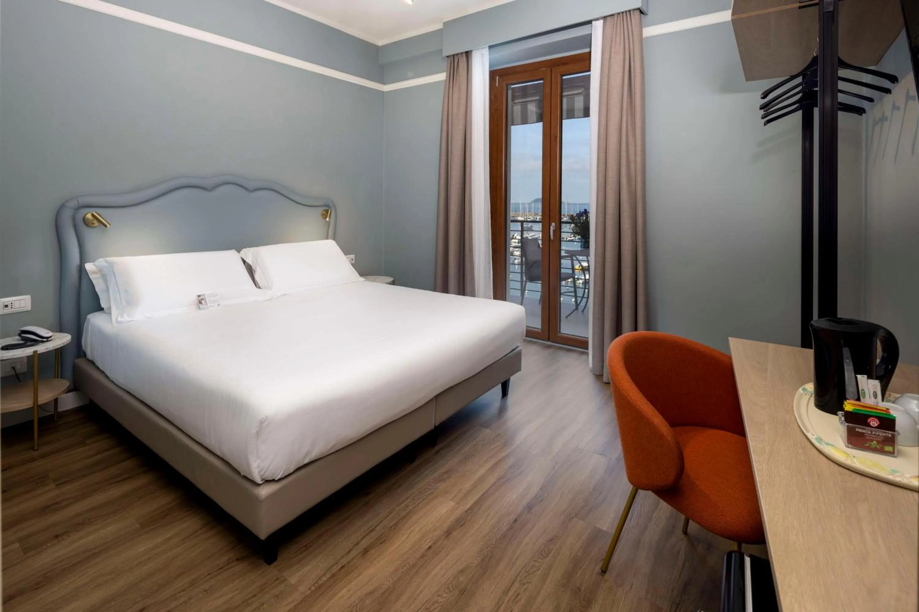 Bedroom, Bed in Hotel Shelley e delle Palme, BW Signature Collection