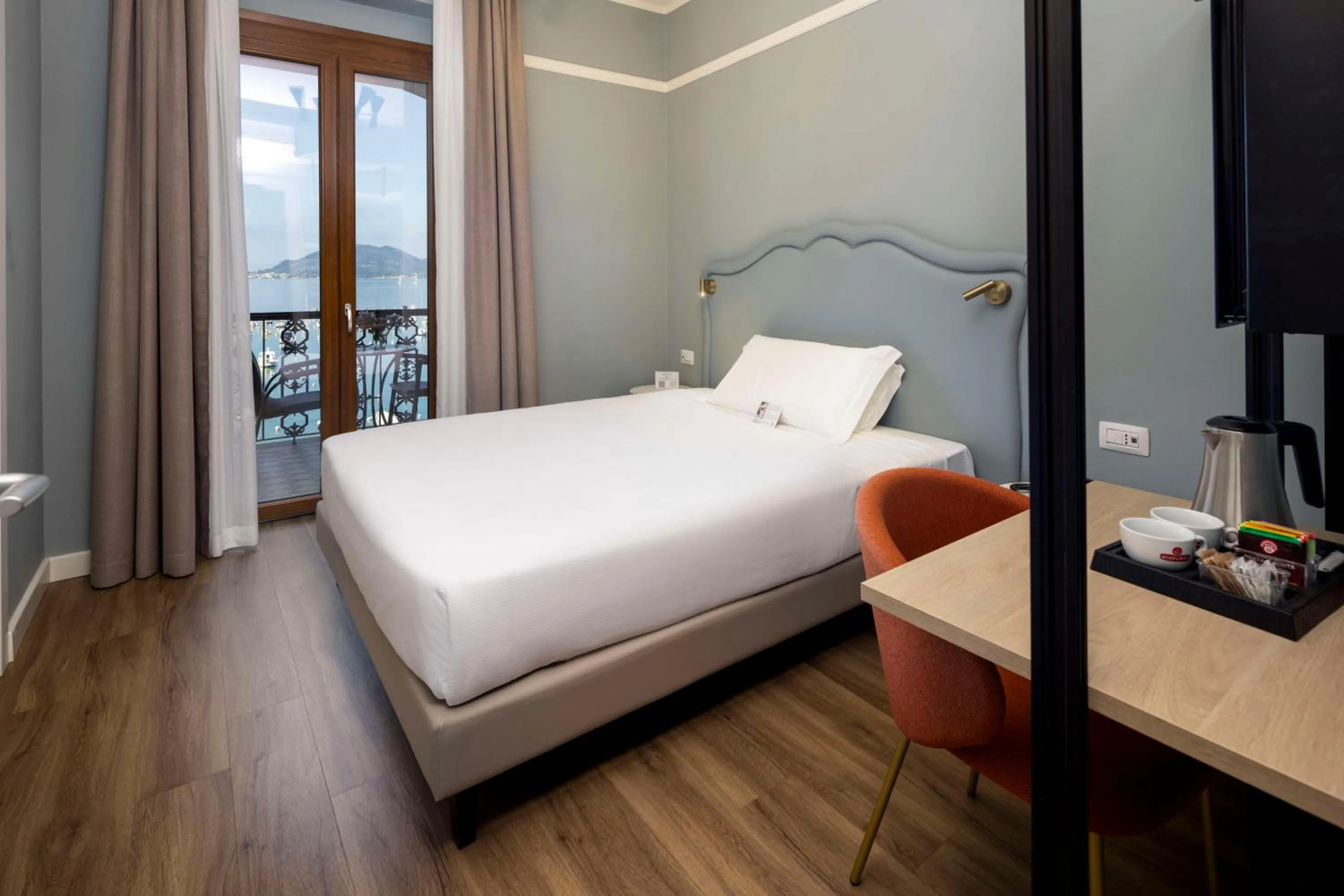 Bedroom, Bed in Hotel Shelley e delle Palme, BW Signature Collection