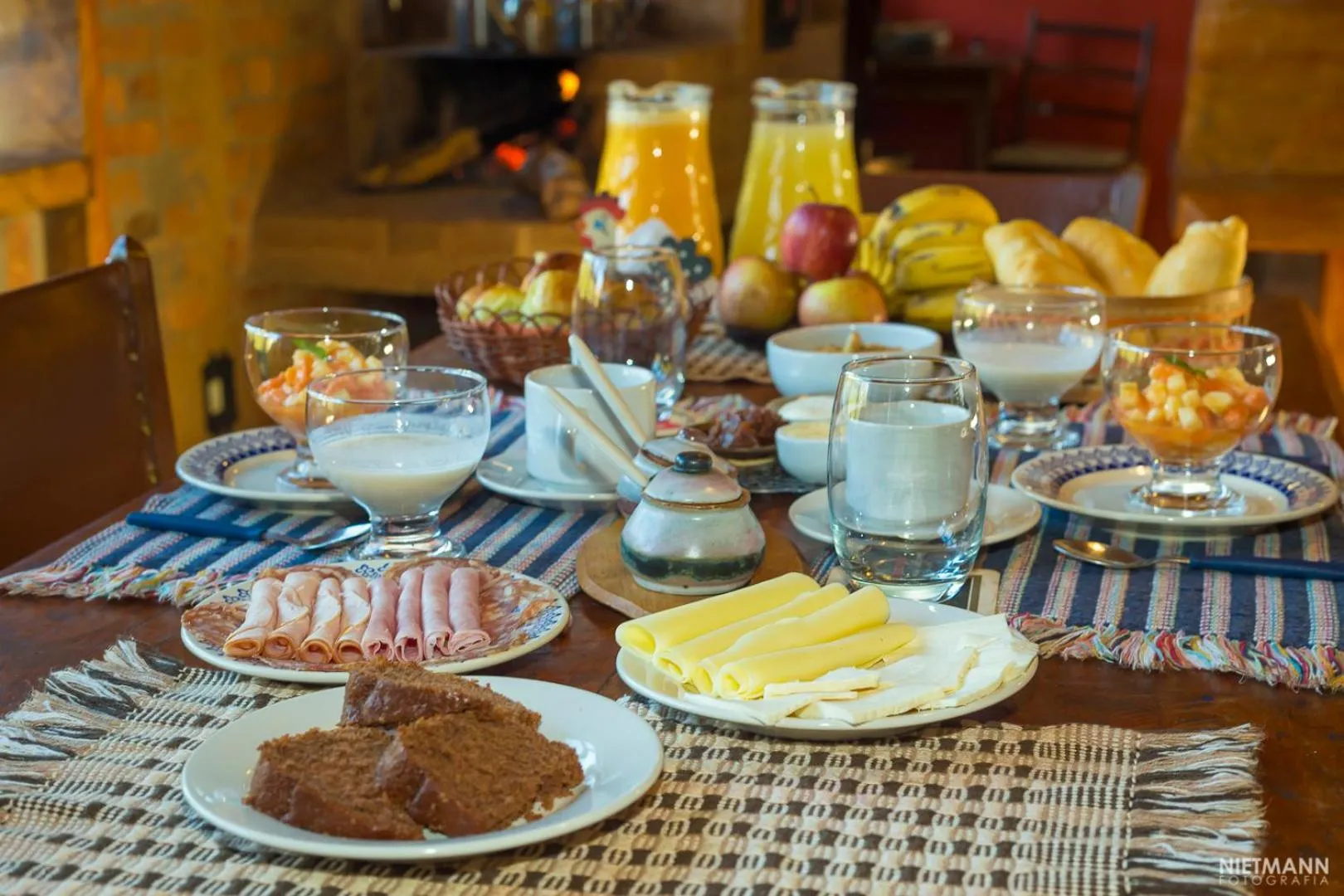 Breakfast in Pousada da Oma