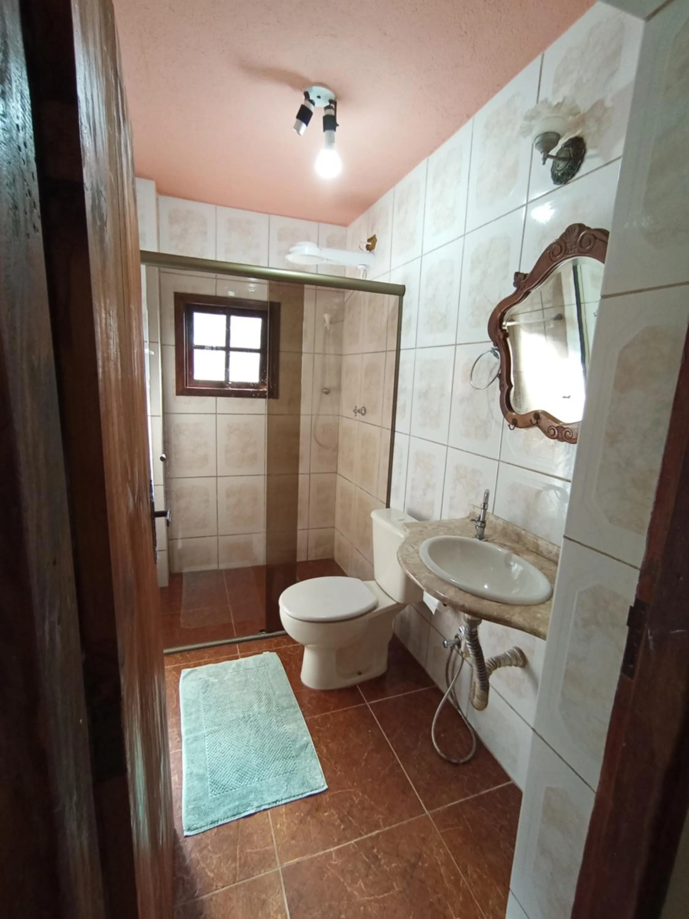 Shower in Pousada da Oma