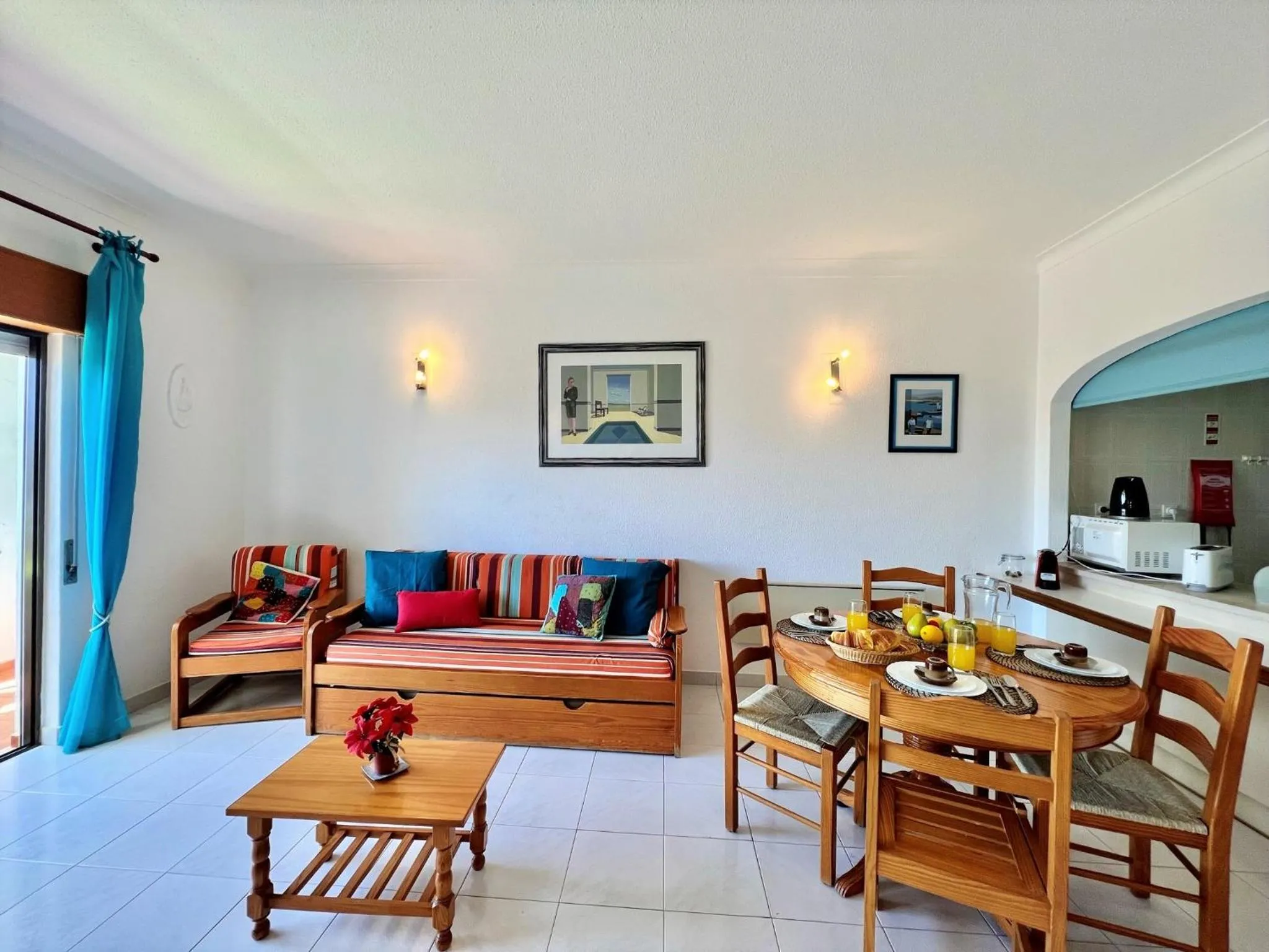 Communal lounge/ TV room in Albufeira Classic 1 With Pool by Homing