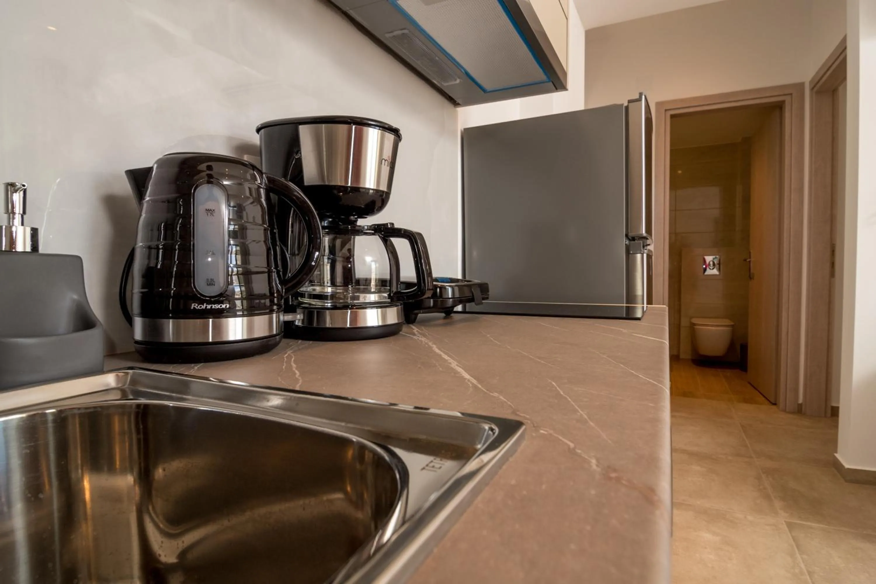 Kitchen or kitchenette in Evriali Comfort Living
