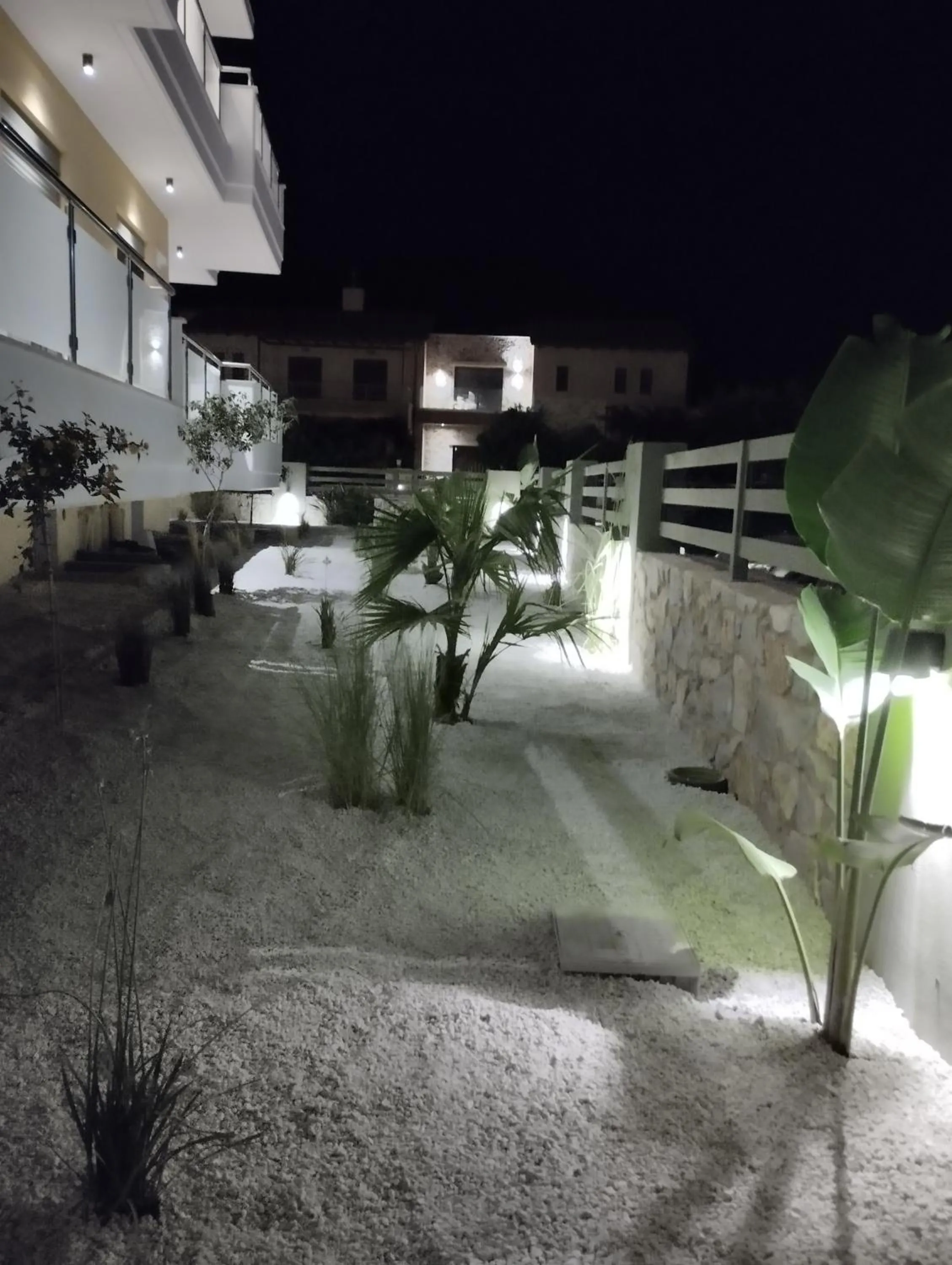 Night in Evriali Comfort Living