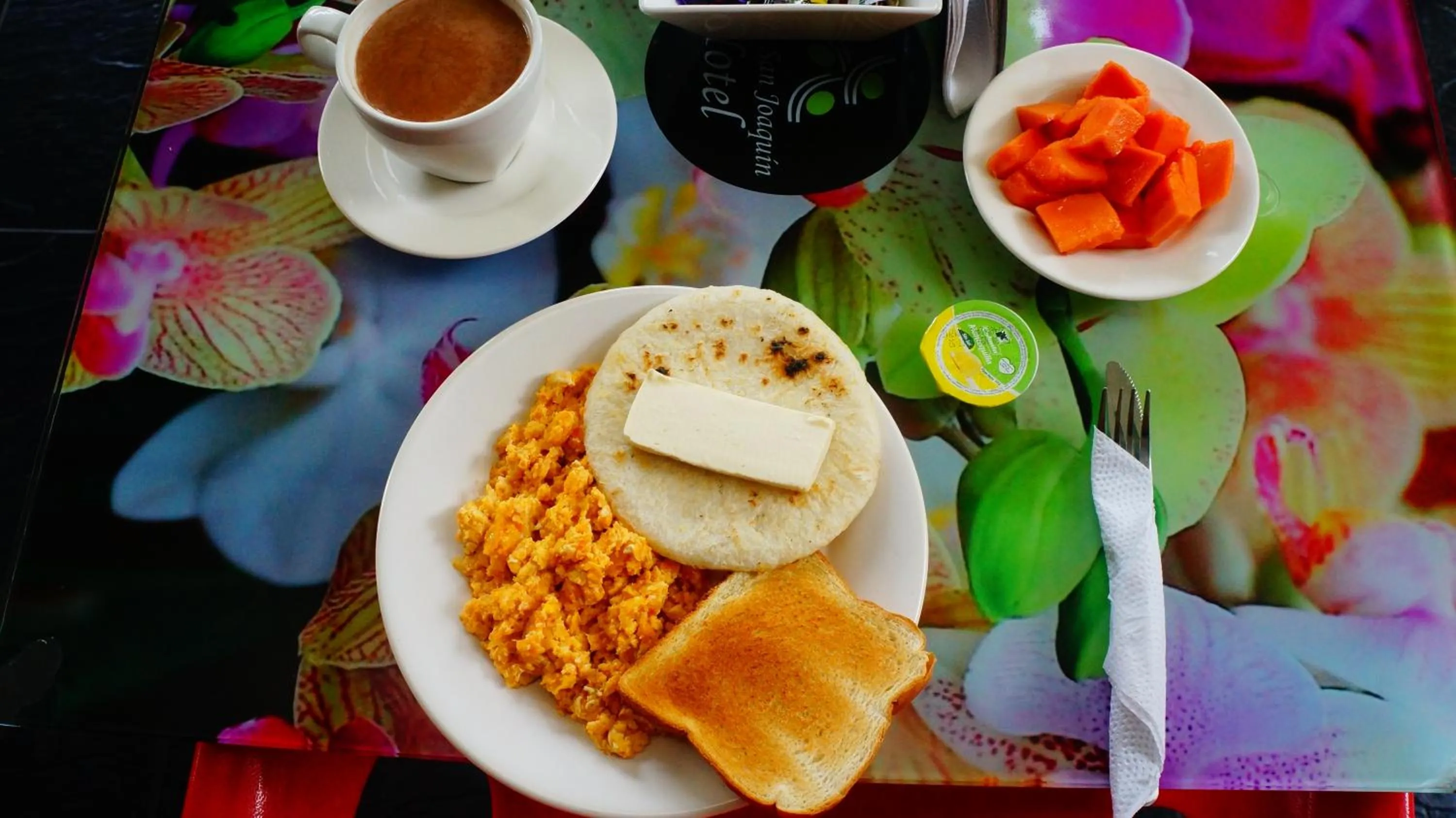 Food and drinks in Hotel Verony San Joaquin