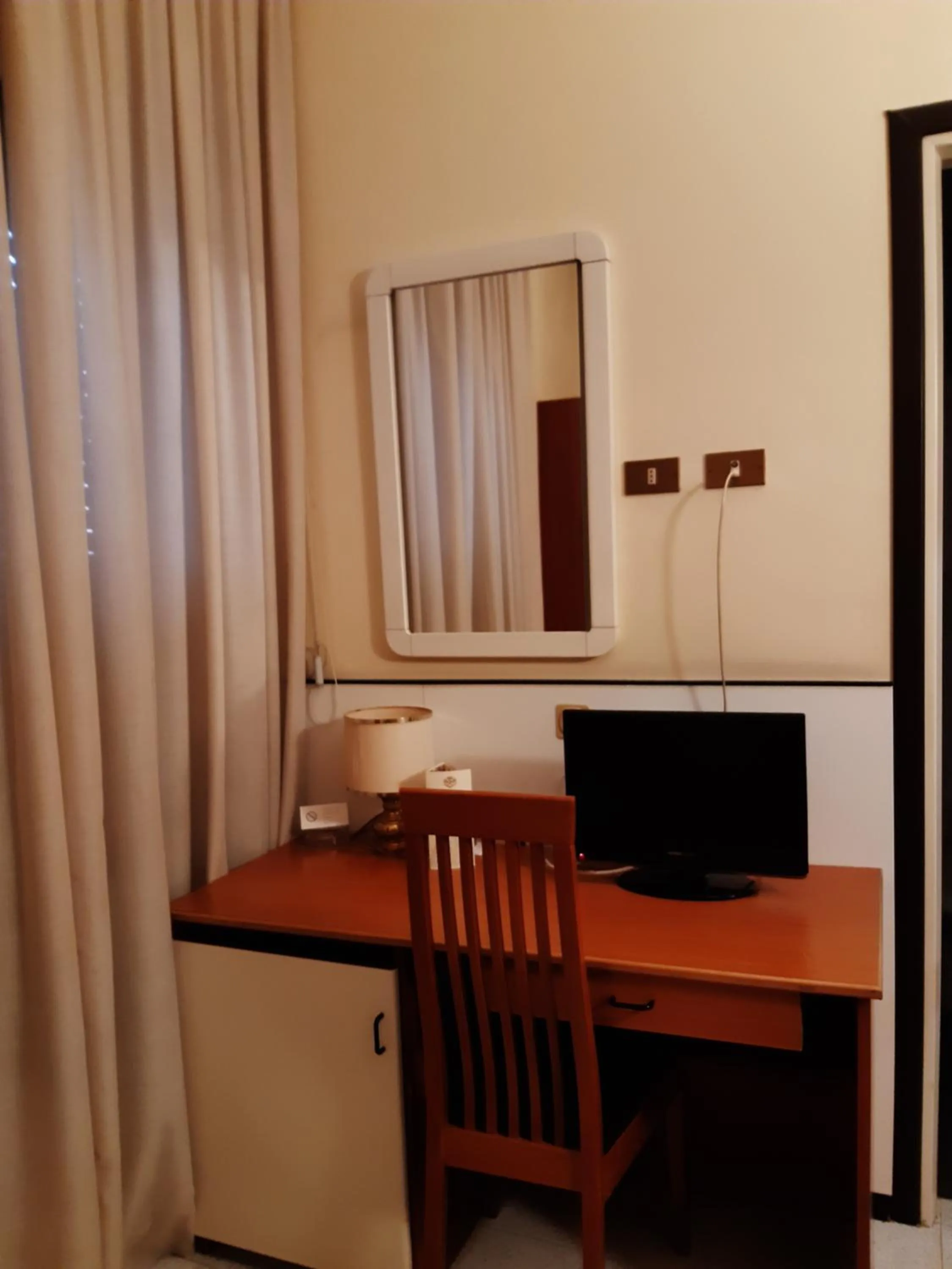 Photo of the whole room in Hotel Mayorca