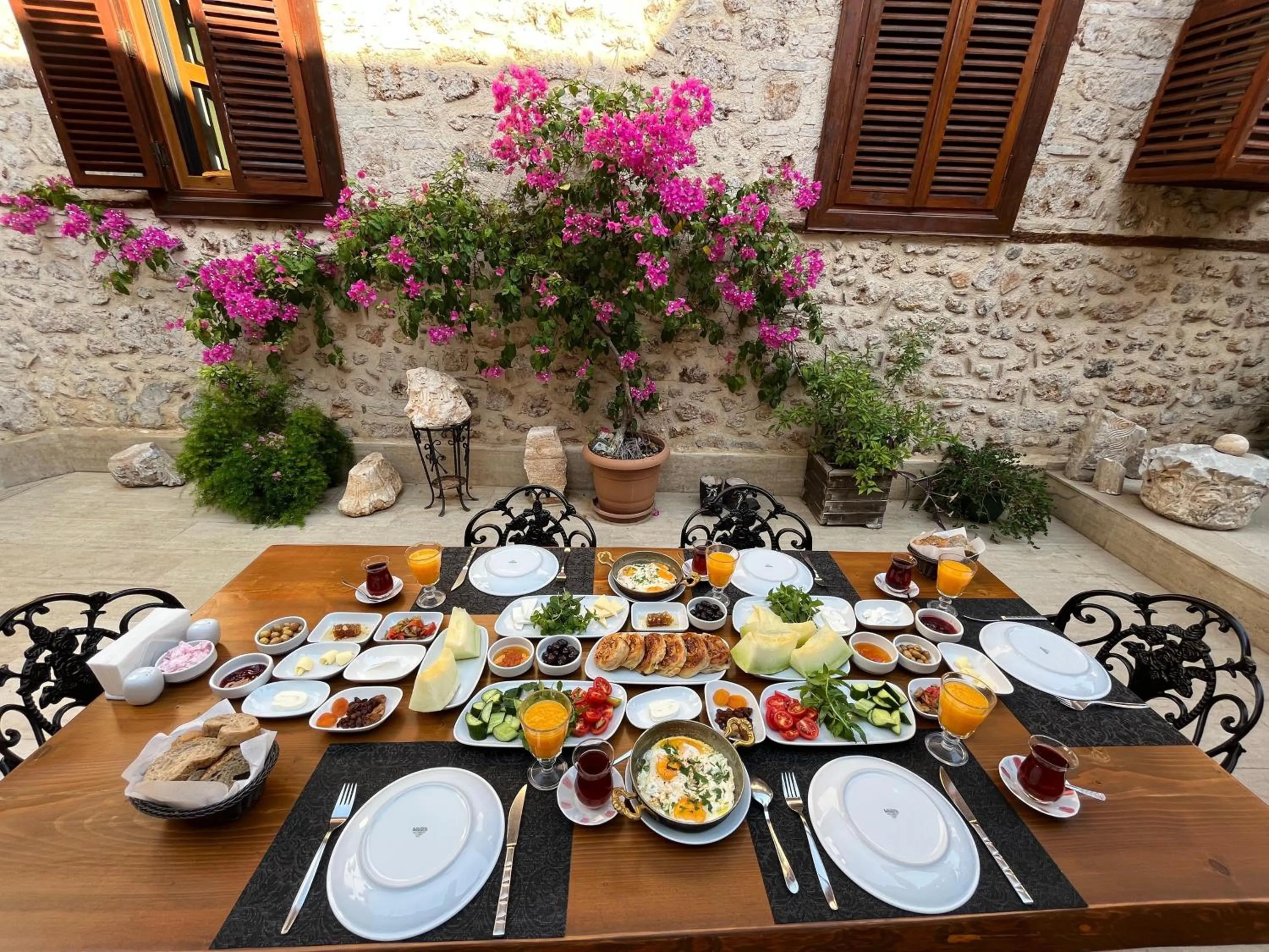 Garden in White Garden Hotel-Adult Only