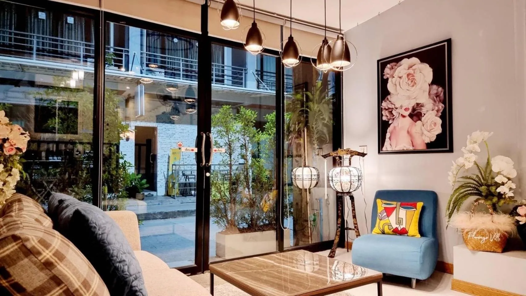 Facade/entrance in Baan Bua Talay