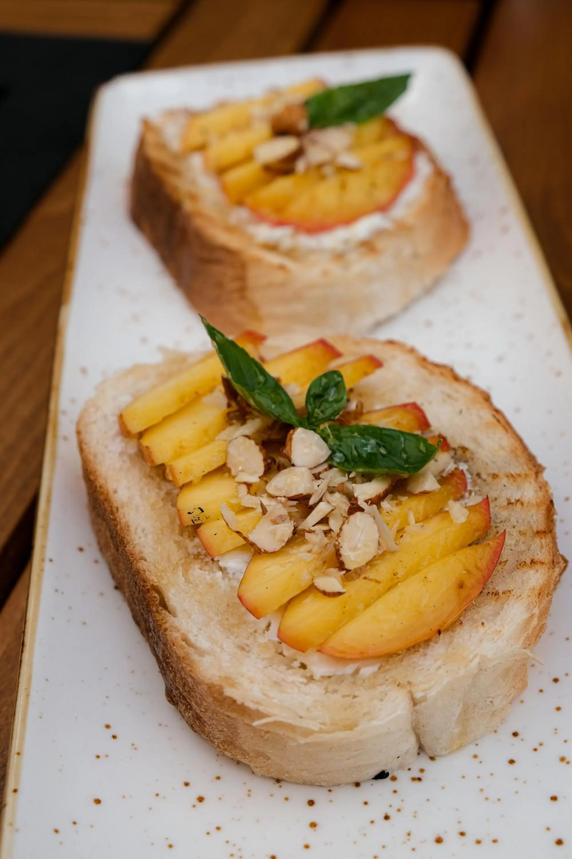 Restaurant/places to eat in Bayview Hills Luxury Residences