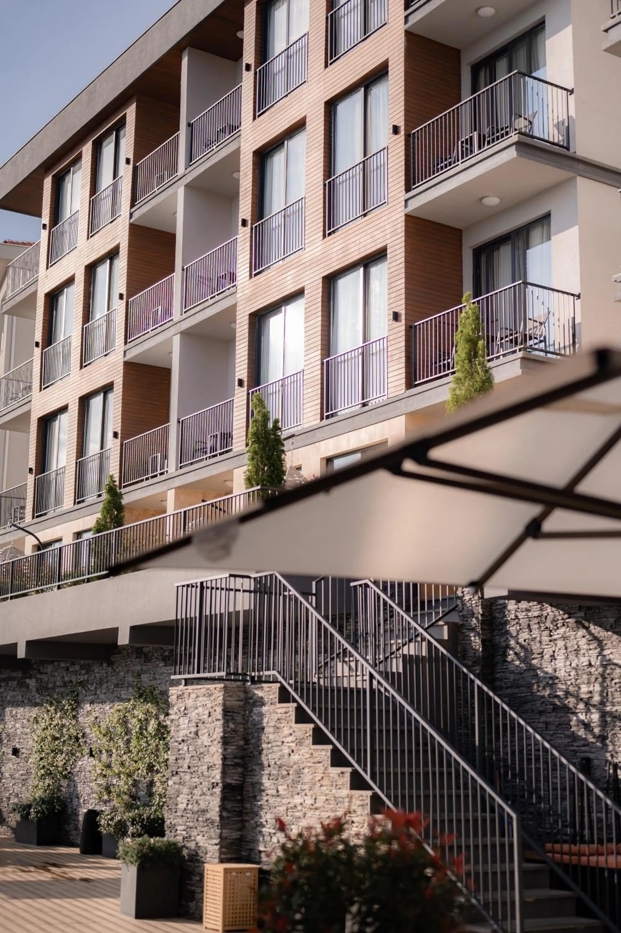 Property building in Bayview Hills Luxury Residences