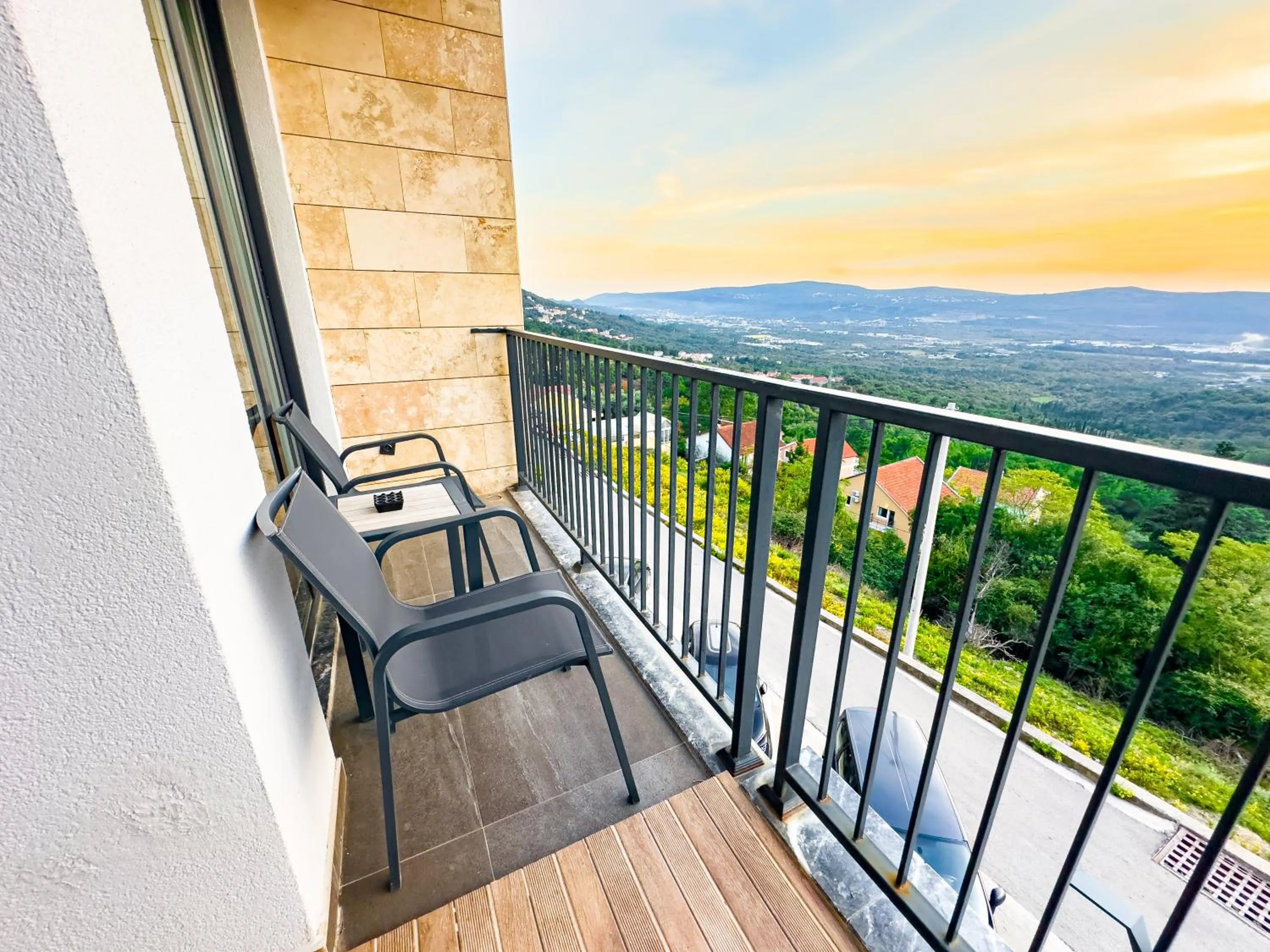 Balcony/Terrace in Bayview Hills Luxury Residences