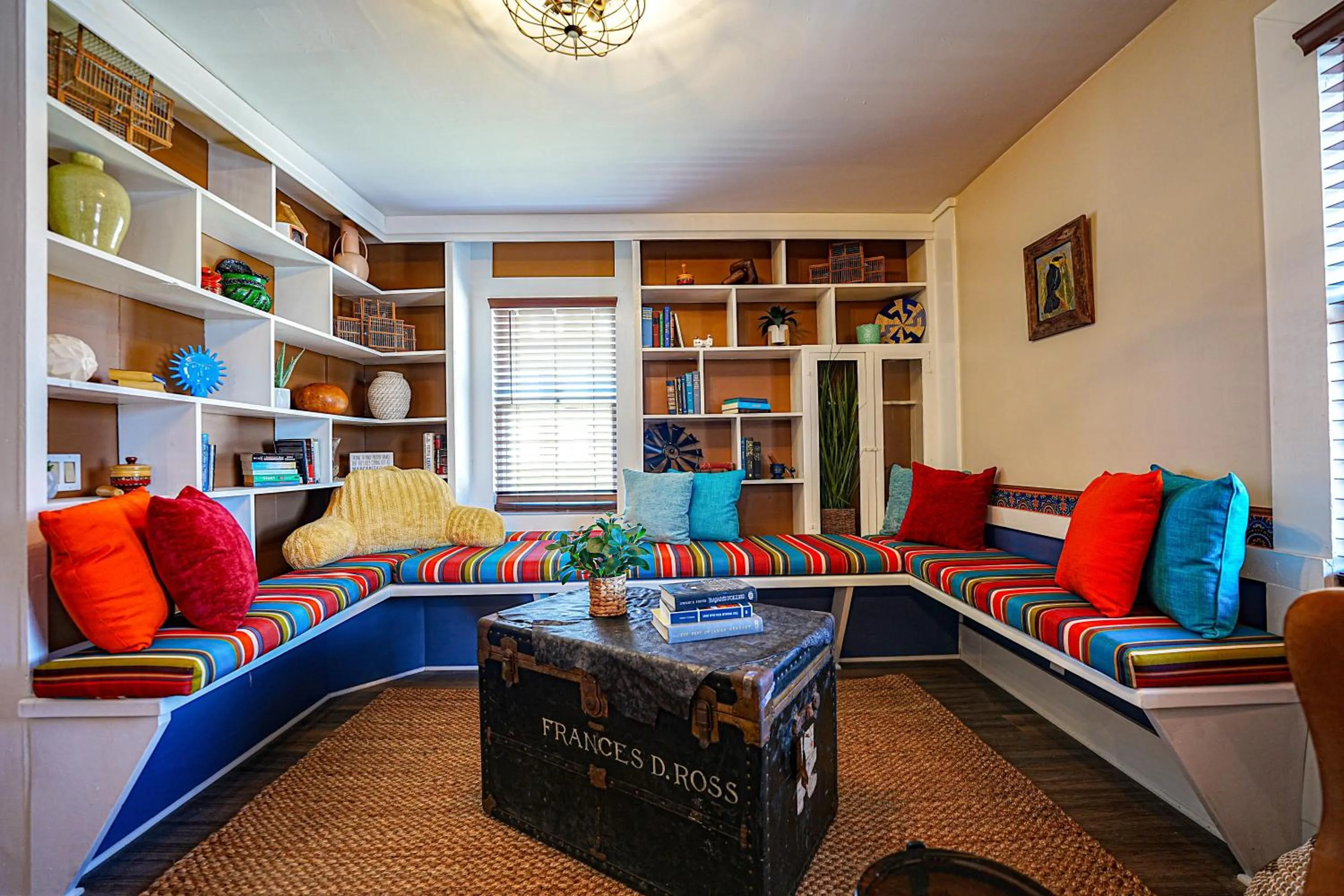 Library in La Posada