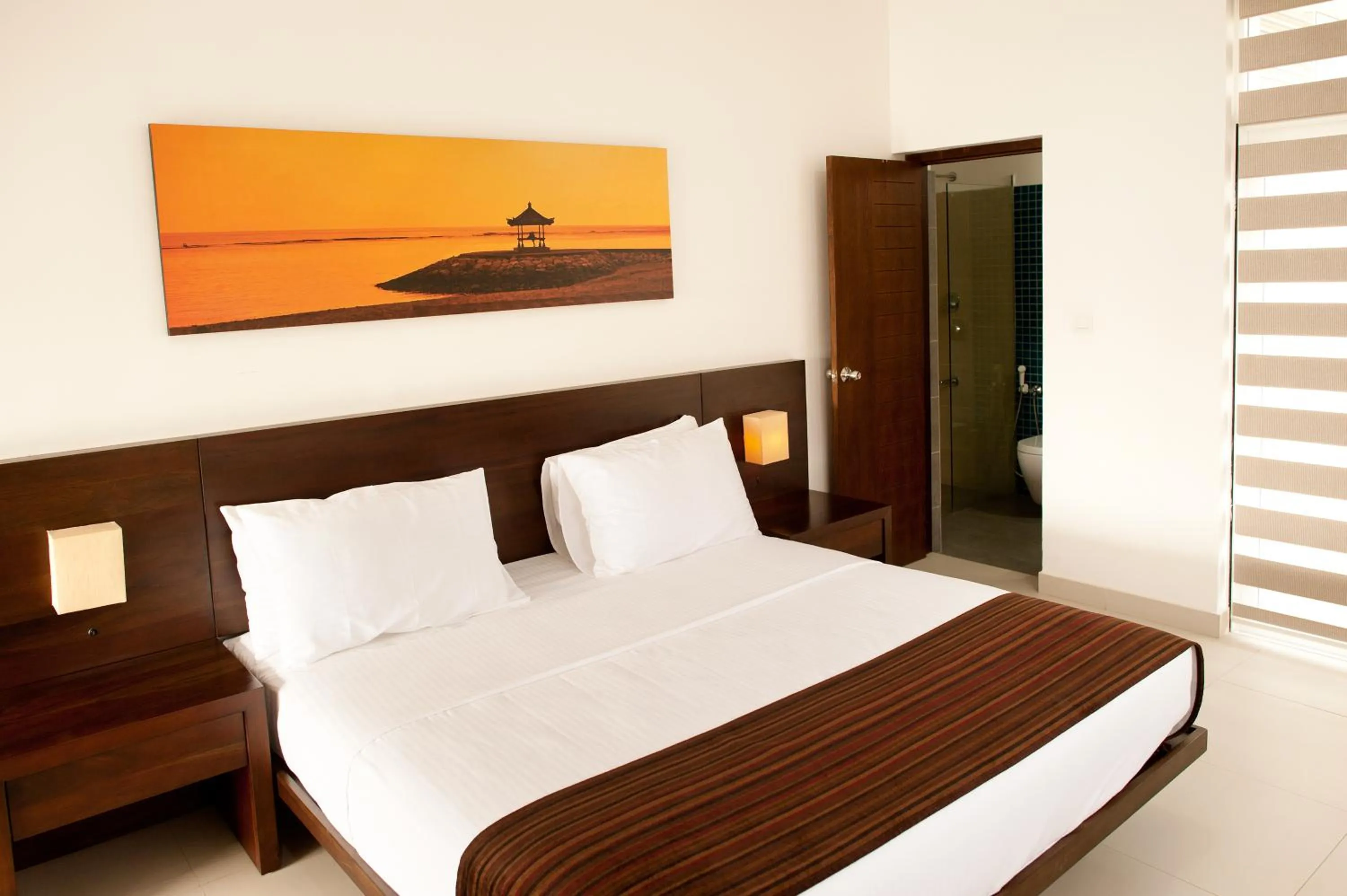 Bed in The Beach Apartments